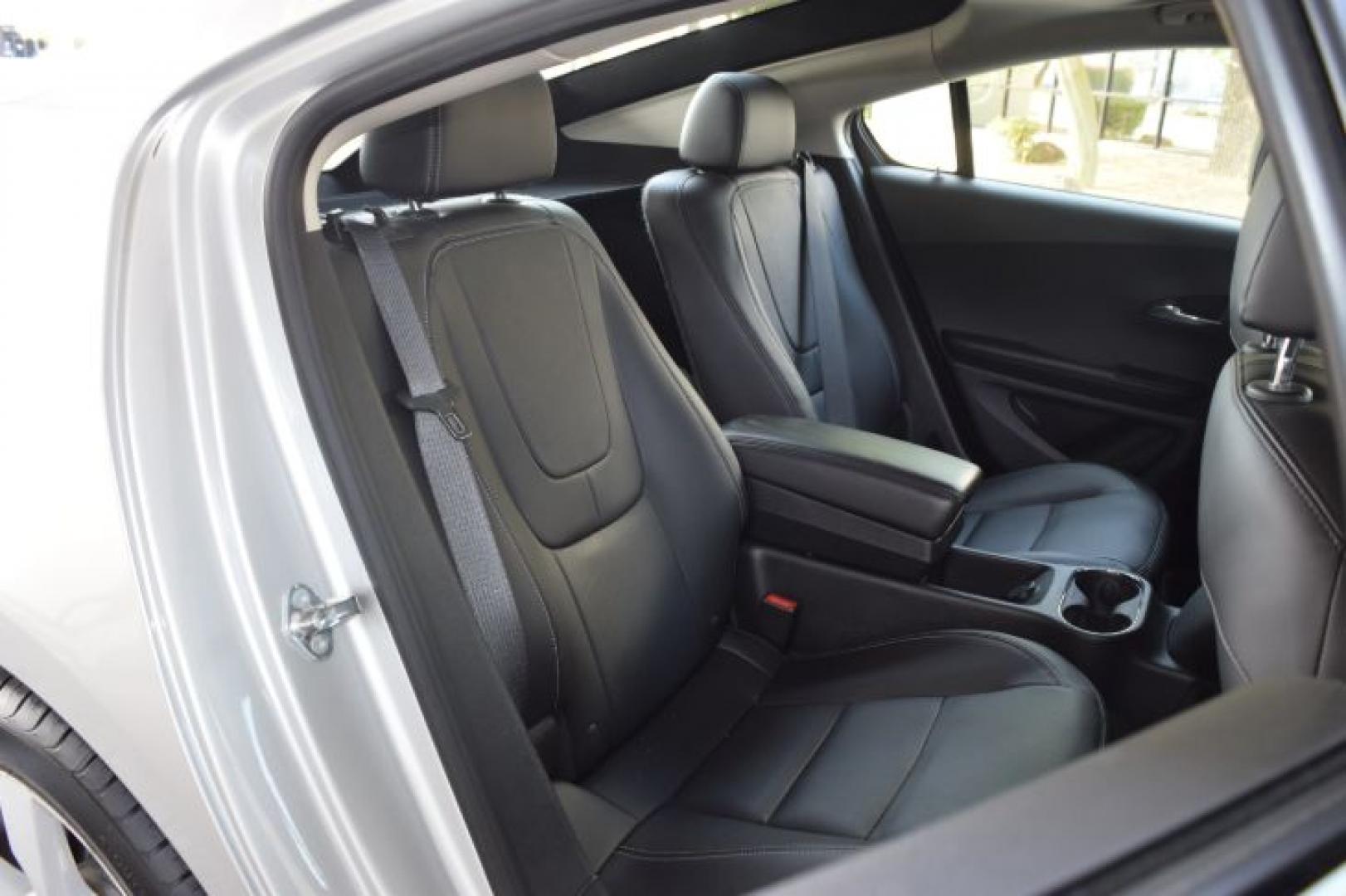 2015 Silver Ice Metallic /Jet Black seats/Dark accents Chevrolet Volt Premium w/ Navigation (1G1RD6E41FU) with an 1.4L 4 Cylinders engine, Continuously Variable Transmission transmission, located at 11056 N 23rd Dr #101, Phoenix, AZ, 85029, (623) 434-4252, 33.587704, -112.109962 - Photo#12