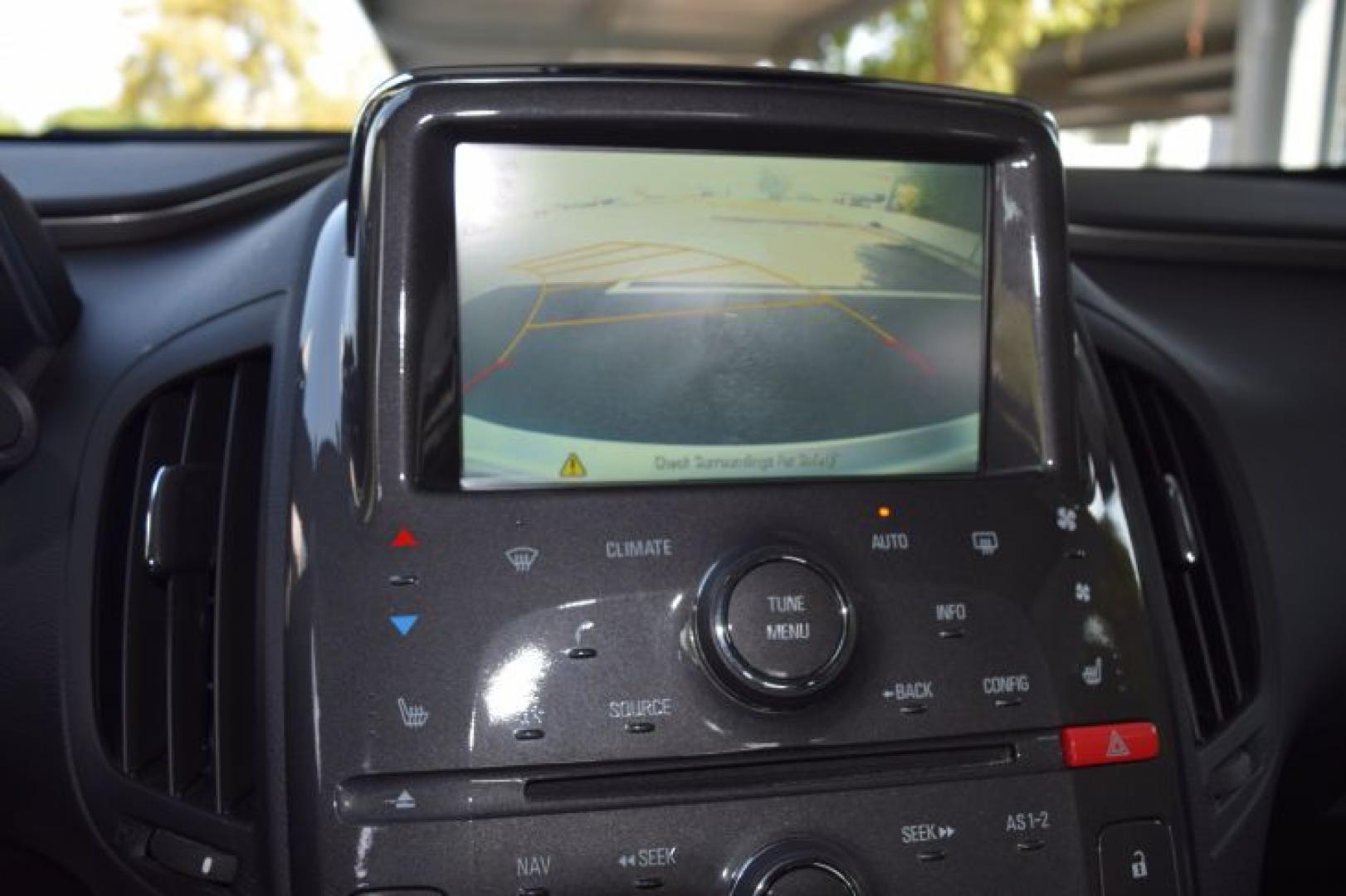 2015 Silver Ice Metallic /Jet Black seats/Dark accents Chevrolet Volt Premium w/ Navigation (1G1RD6E41FU) with an 1.4L 4 Cylinders engine, Continuously Variable Transmission transmission, located at 11056 N 23rd Dr #101, Phoenix, AZ, 85029, (623) 434-4252, 33.587704, -112.109962 - Photo#17