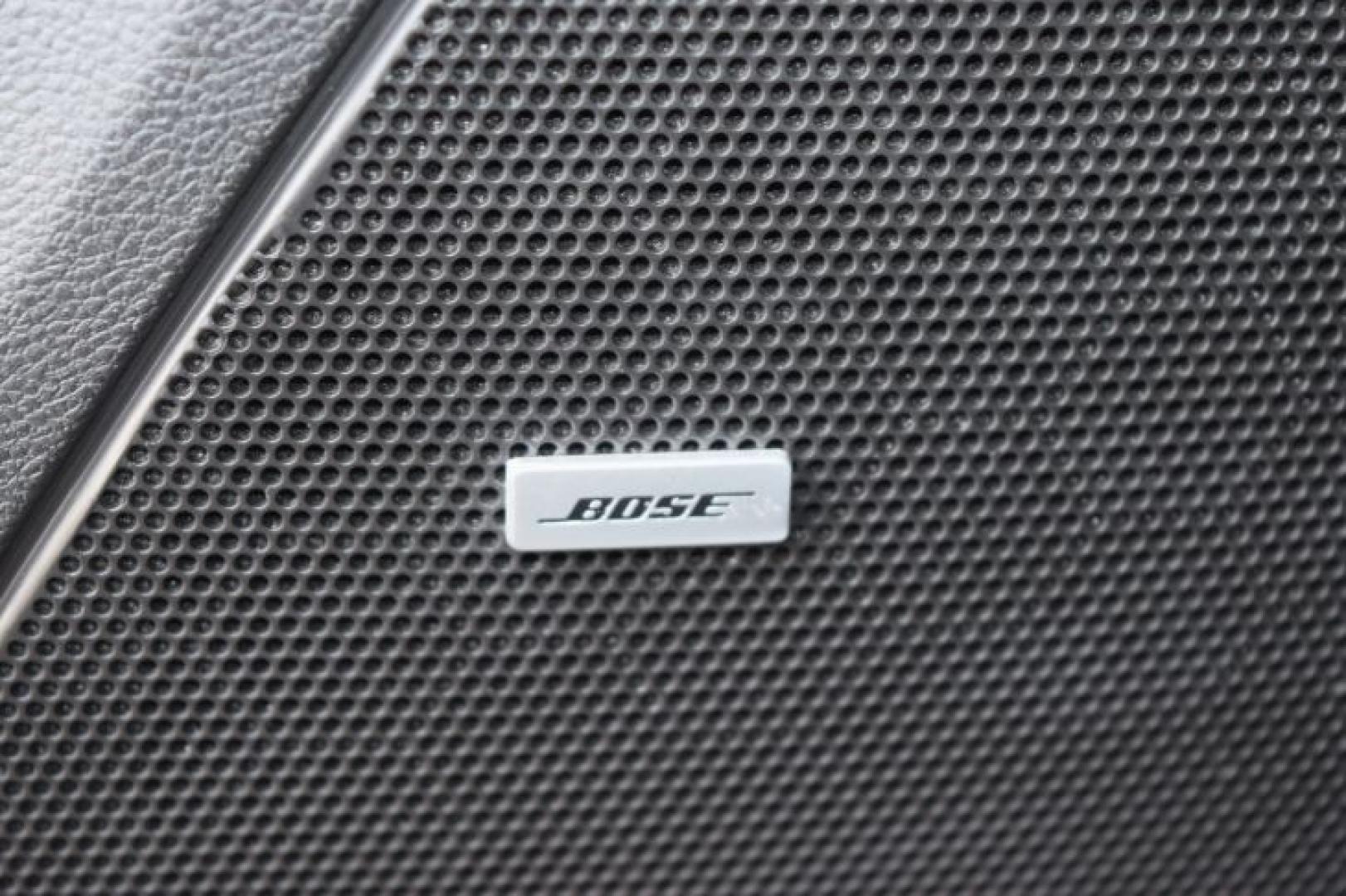 2015 Silver Ice Metallic /Jet Black seats/Dark accents Chevrolet Volt Premium w/ Navigation (1G1RD6E41FU) with an 1.4L 4 Cylinders engine, Continuously Variable Transmission transmission, located at 11056 N 23rd Dr #101, Phoenix, AZ, 85029, (623) 434-4252, 33.587704, -112.109962 - Photo#24