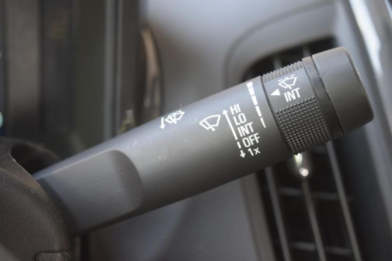 2015 Silver Ice Metallic /Jet Black seats/Dark accents Chevrolet Volt Premium w/ Navigation (1G1RD6E41FU) with an 1.4L 4 Cylinders engine, Continuously Variable Transmission transmission, located at 11056 N 23rd Dr #101, Phoenix, AZ, 85029, (623) 434-4252, 33.587704, -112.109962 - Photo#29