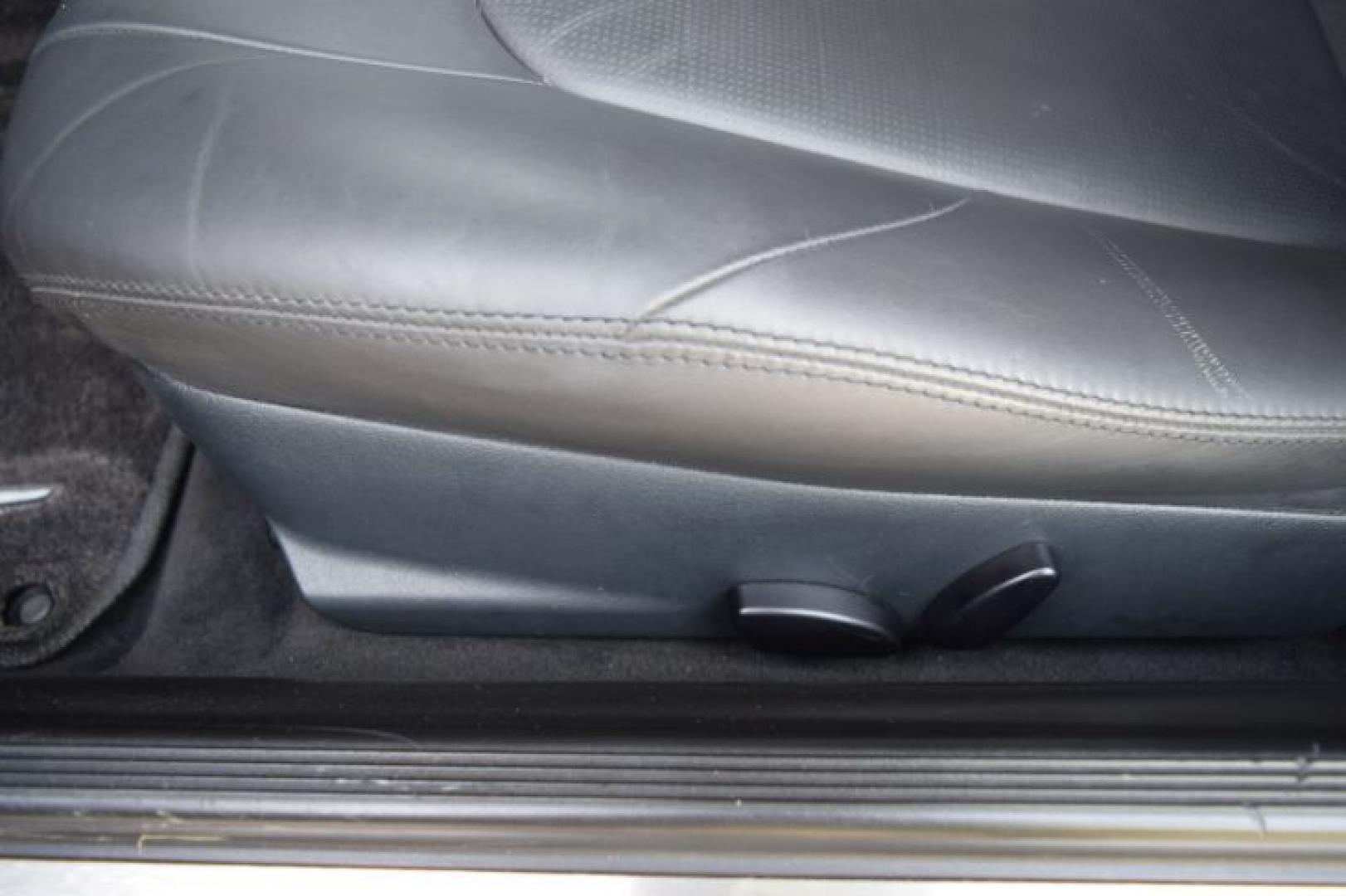 2004 Black /Dark Slate Gray Chrysler Crossfire Coupe (1C3AN69L74X) with an 3.2L V6 SOHC 18V engine, Automatic transmission, located at 11056 N 23rd Dr #101, Phoenix, AZ, 85029, (623) 434-4252, 33.587704, -112.109962 - Photo#18