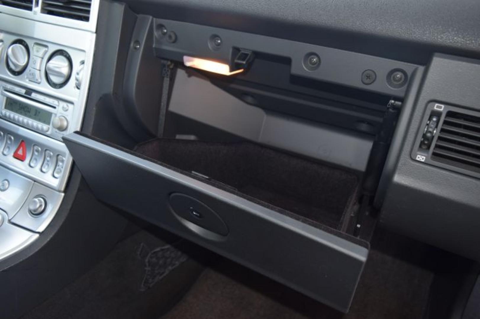 2004 Black /Dark Slate Gray Chrysler Crossfire Coupe (1C3AN69L74X) with an 3.2L V6 SOHC 18V engine, Automatic transmission, located at 11056 N 23rd Dr #101, Phoenix, AZ, 85029, (623) 434-4252, 33.587704, -112.109962 - Photo#30