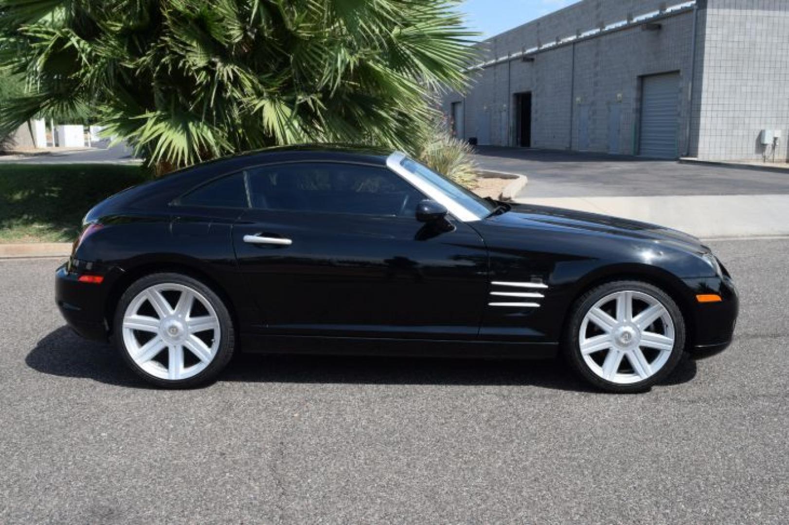 2004 Black /Dark Slate Gray Chrysler Crossfire Coupe (1C3AN69L74X) with an 3.2L V6 SOHC 18V engine, Automatic transmission, located at 11056 N 23rd Dr #101, Phoenix, AZ, 85029, (623) 434-4252, 33.587704, -112.109962 - Photo#3