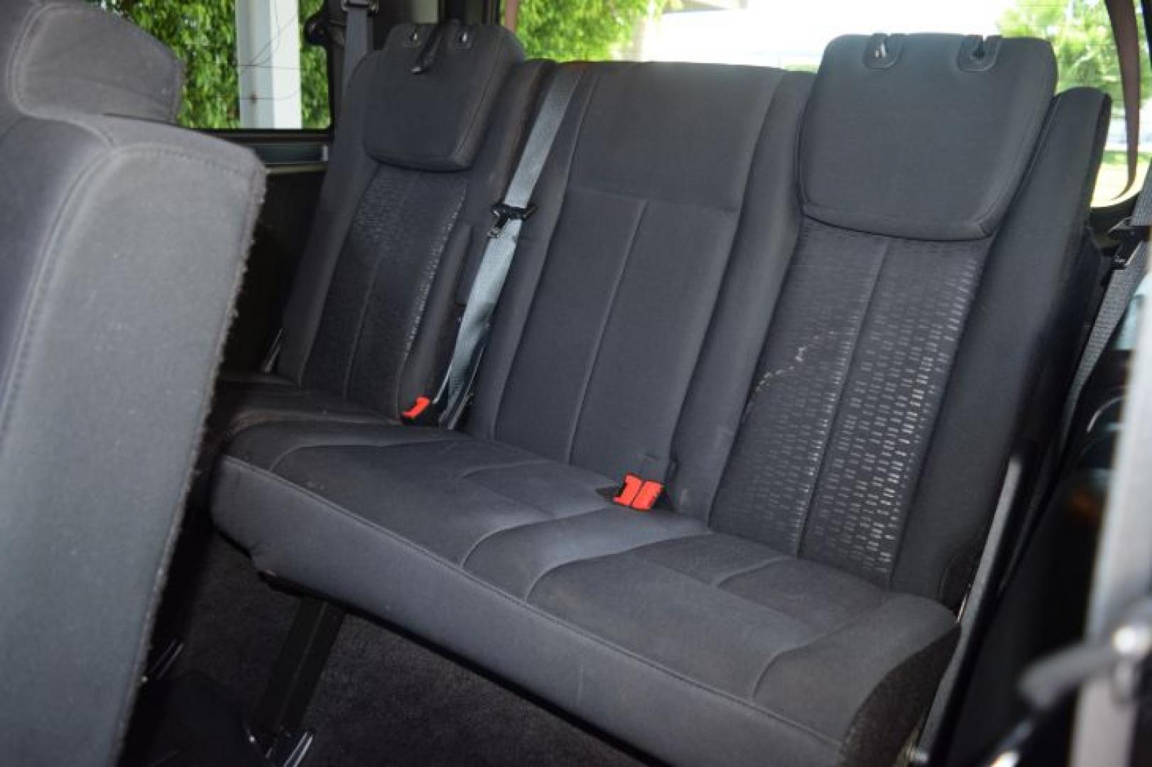 2016 Shadow Black /Ebony Ford Expedition XLT 2WD (1FMJU1HT9GE) with an 3.5L V6 DOHC 24V FFV engine, 6-Speed Automatic transmission, located at 11056 N 23rd Dr #101, Phoenix, AZ, 85029, (623) 434-4252, 33.587704, -112.109962 - Photo#11