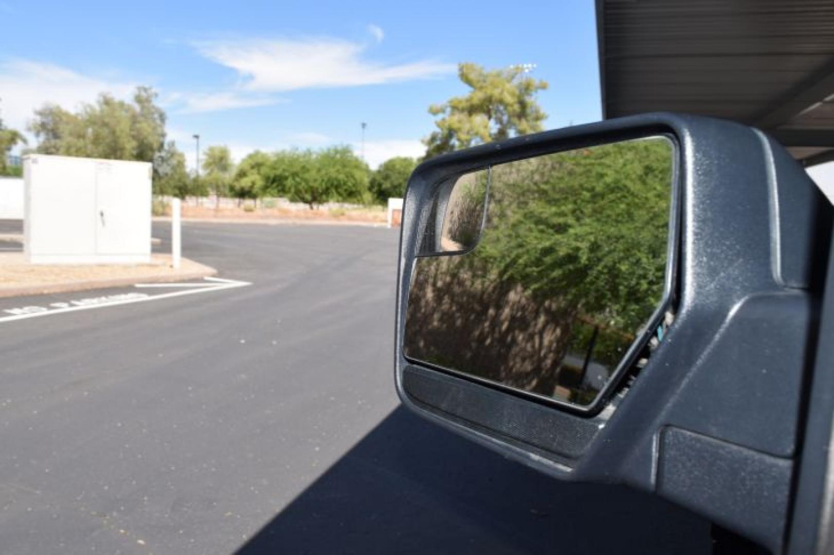 2016 Shadow Black /Ebony Ford Expedition XLT 2WD (1FMJU1HT9GE) with an 3.5L V6 DOHC 24V FFV engine, 6-Speed Automatic transmission, located at 11056 N 23rd Dr #101, Phoenix, AZ, 85029, (623) 434-4252, 33.587704, -112.109962 - Photo#31