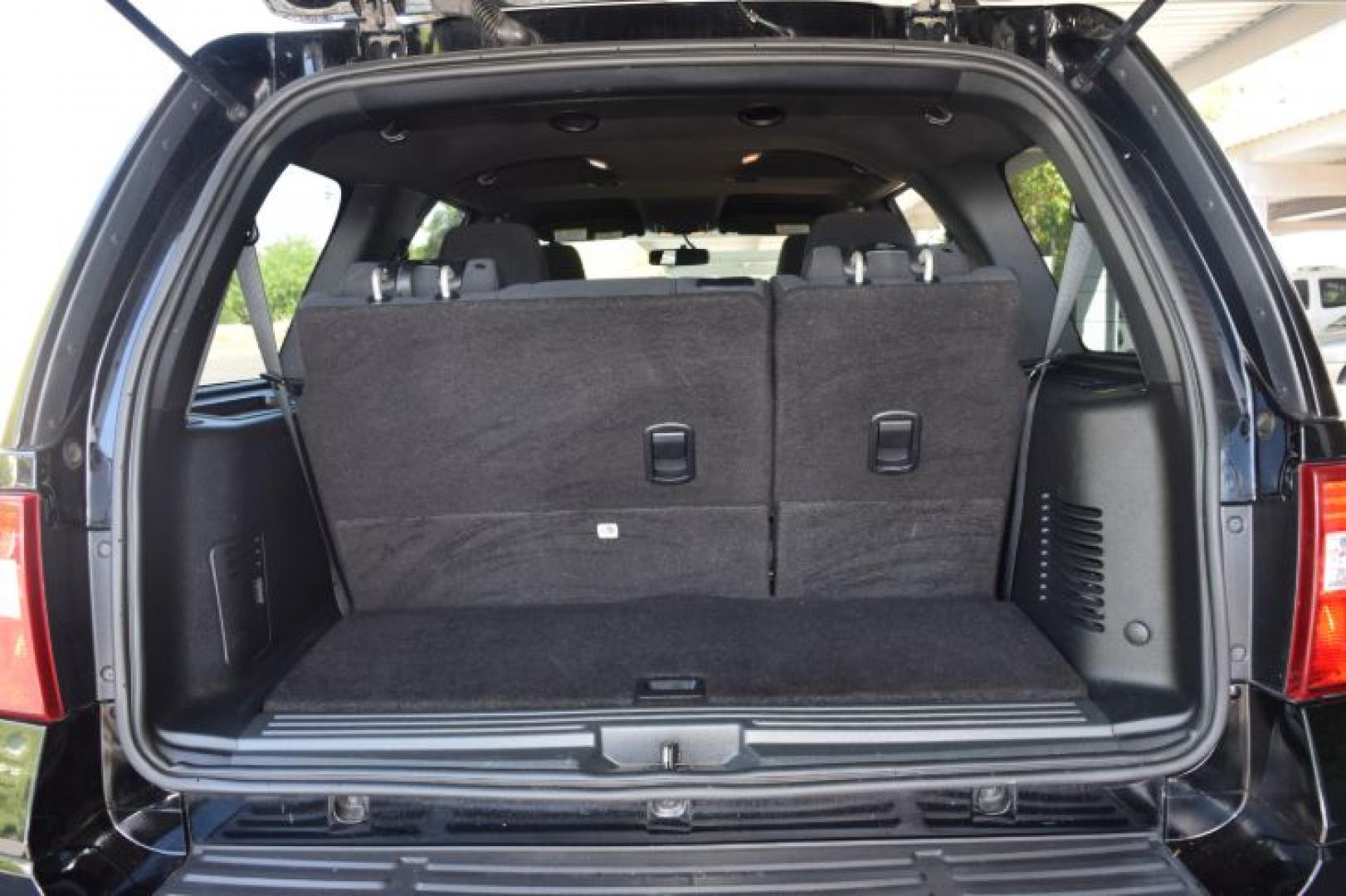 2016 Shadow Black /Ebony Ford Expedition XLT 2WD (1FMJU1HT9GE) with an 3.5L V6 DOHC 24V FFV engine, 6-Speed Automatic transmission, located at 11056 N 23rd Dr #101, Phoenix, AZ, 85029, (623) 434-4252, 33.587704, -112.109962 - Photo#39