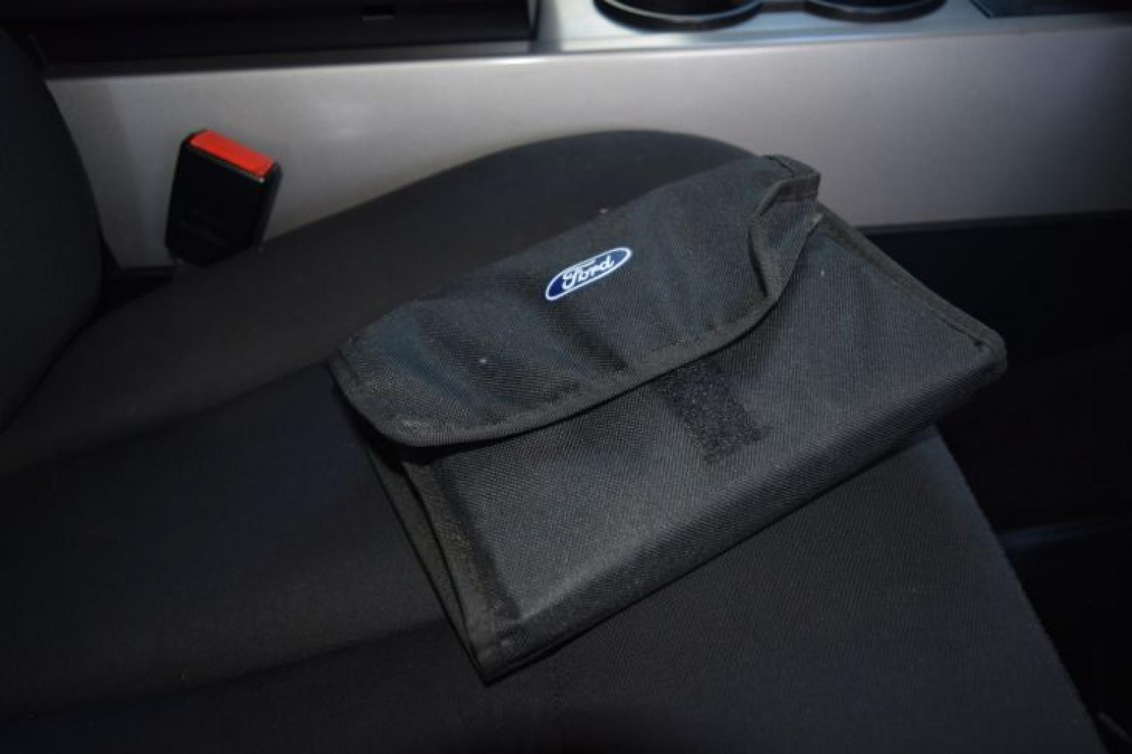 2016 Shadow Black /Ebony Ford Expedition XLT 2WD (1FMJU1HT9GE) with an 3.5L V6 DOHC 24V FFV engine, 6-Speed Automatic transmission, located at 11056 N 23rd Dr #101, Phoenix, AZ, 85029, (623) 434-4252, 33.587704, -112.109962 - Photo#41