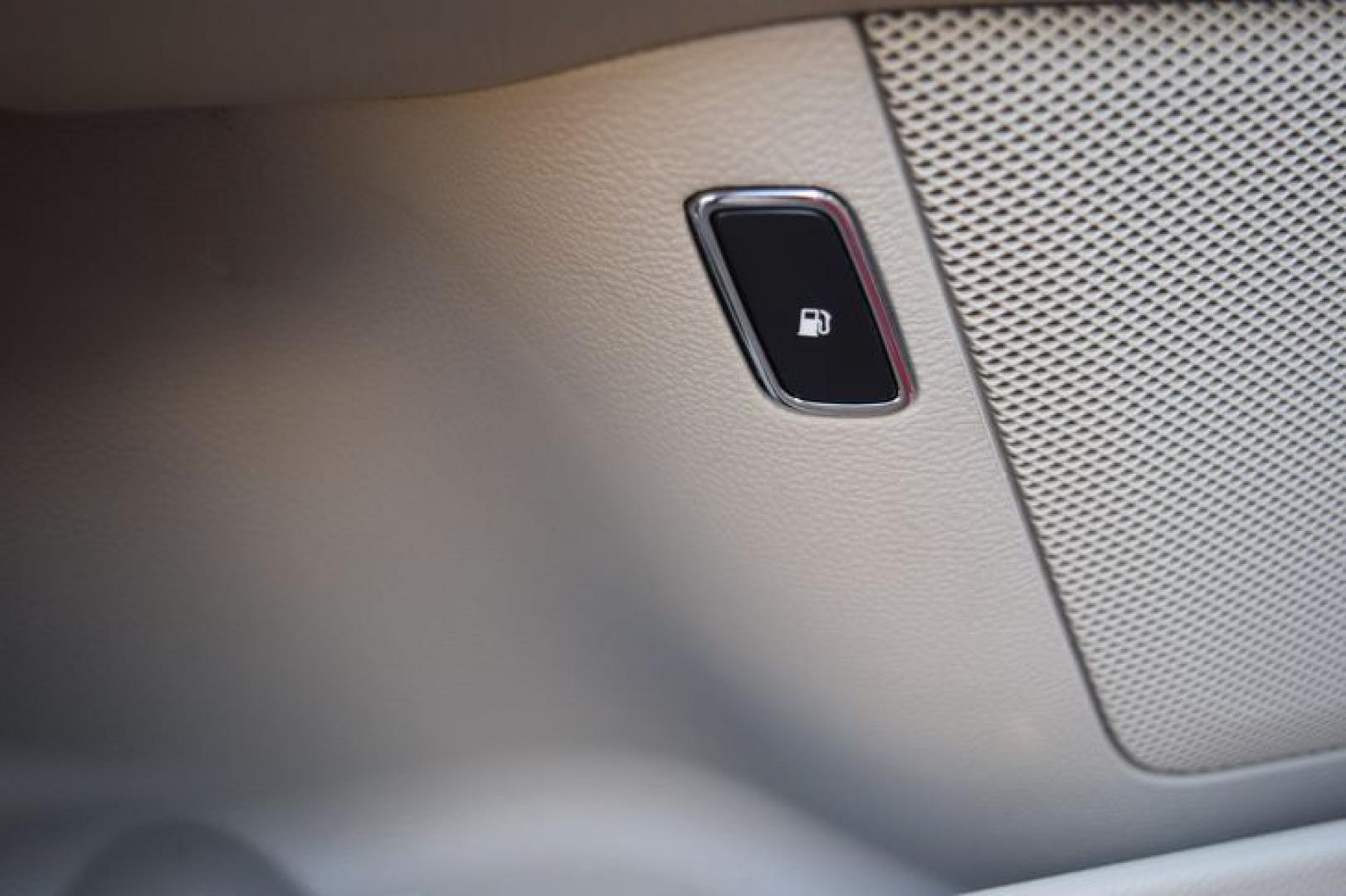 2017 Ruby Red Metallic Tinted Clearcoat /Medium Light Stone Ford Fusion Hybrid SE (3FA6P0LU2HR) with an 2.0L L4 DOHC 16V HYBRID engine, CVT transmission, located at 11056 N 23rd Dr #101, Phoenix, AZ, 85029, (623) 434-4252, 33.587704, -112.109962 - Photo#26