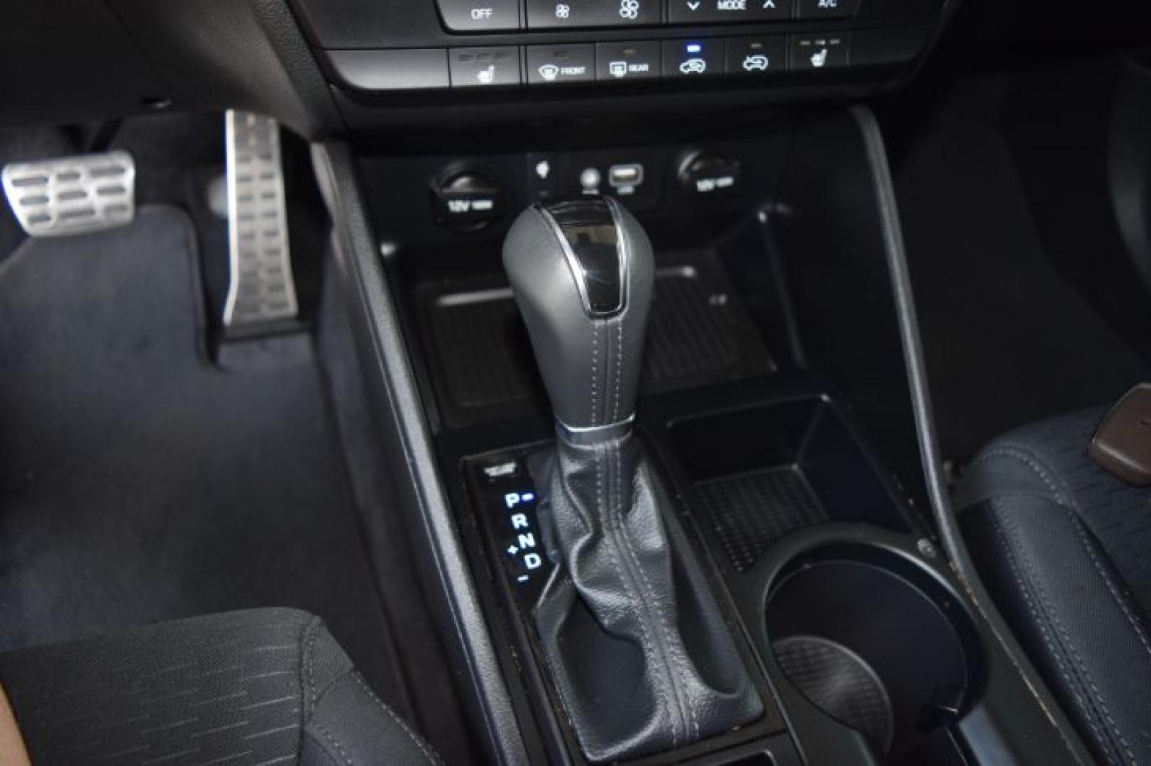 2019 Gemstone Red /Black Hyundai Tucson Sport (KM8J33ALXKU) with an 2.4L L4 DOHC 16V engine, 6-Speed Automatic transmission, located at 11056 N 23rd Dr #101, Phoenix, AZ, 85029, (623) 434-4252, 33.587704, -112.109962 - Photo#21