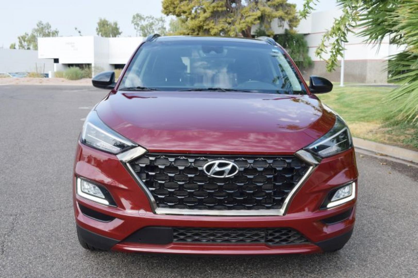 2019 Gemstone Red /Black Hyundai Tucson Sport (KM8J33ALXKU) with an 2.4L L4 DOHC 16V engine, 6-Speed Automatic transmission, located at 11056 N 23rd Dr #101, Phoenix, AZ, 85029, (623) 434-4252, 33.587704, -112.109962 - Photo#8