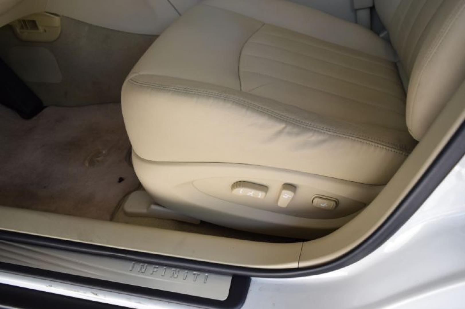 2008 Moonlight White Pearl /Wheat Infiniti EX EX35 (JNKAJ09E58M) with an 3.5L V6 DOHC 24V engine, 5-Speed Automatic Overdrive transmission, located at 11056 N 23rd Dr #101, Phoenix, AZ, 85029, (623) 434-4252, 33.587704, -112.109962 - Photo#21