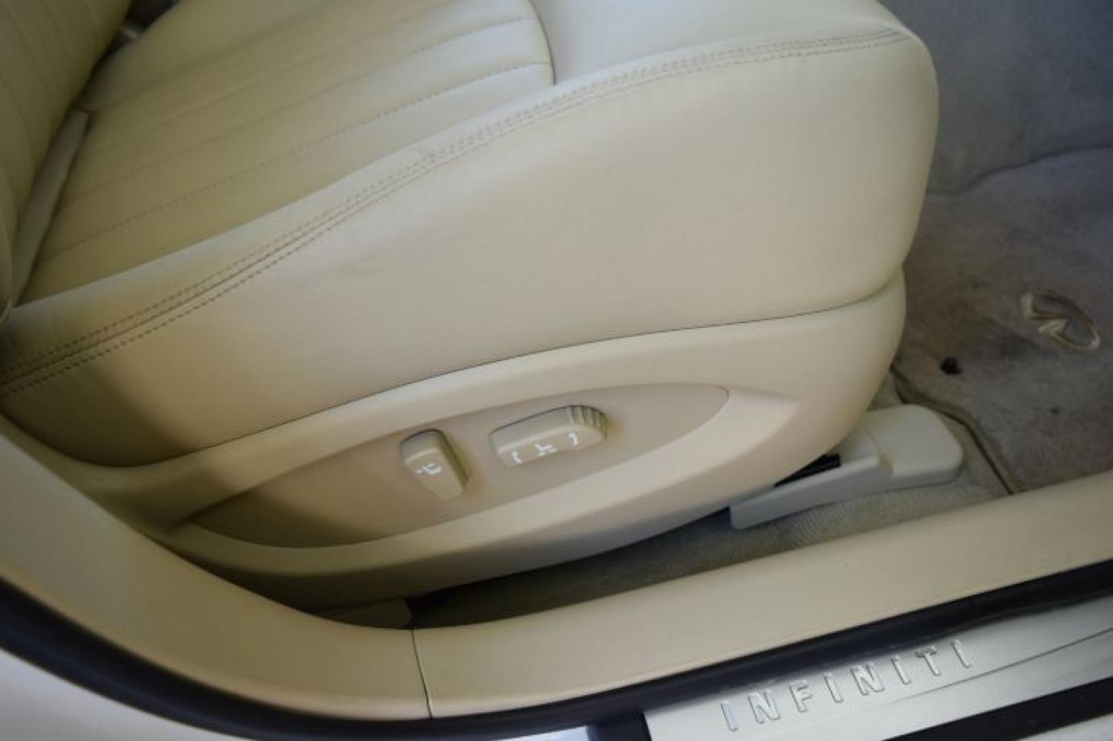 2008 Moonlight White Pearl /Wheat Infiniti EX EX35 (JNKAJ09E58M) with an 3.5L V6 DOHC 24V engine, 5-Speed Automatic Overdrive transmission, located at 11056 N 23rd Dr #101, Phoenix, AZ, 85029, (623) 434-4252, 33.587704, -112.109962 - Photo#22