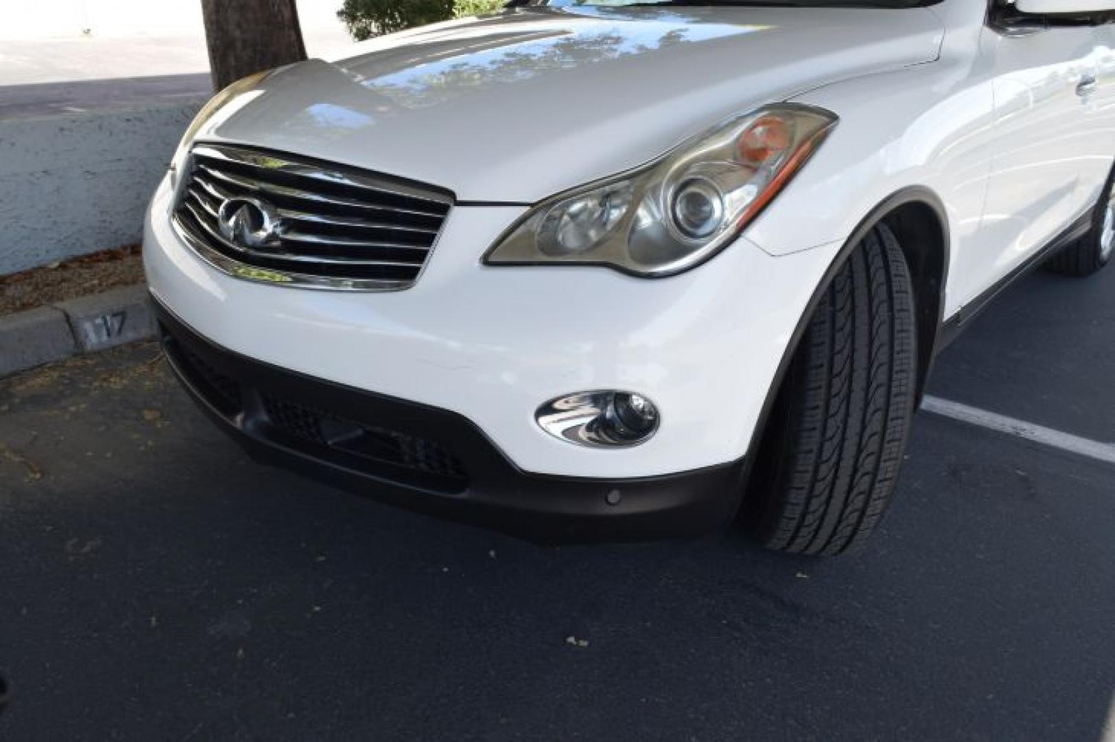 2008 Moonlight White Pearl /Wheat Infiniti EX EX35 (JNKAJ09E58M) with an 3.5L V6 DOHC 24V engine, 5-Speed Automatic Overdrive transmission, located at 11056 N 23rd Dr #101, Phoenix, AZ, 85029, (623) 434-4252, 33.587704, -112.109962 - Photo#29