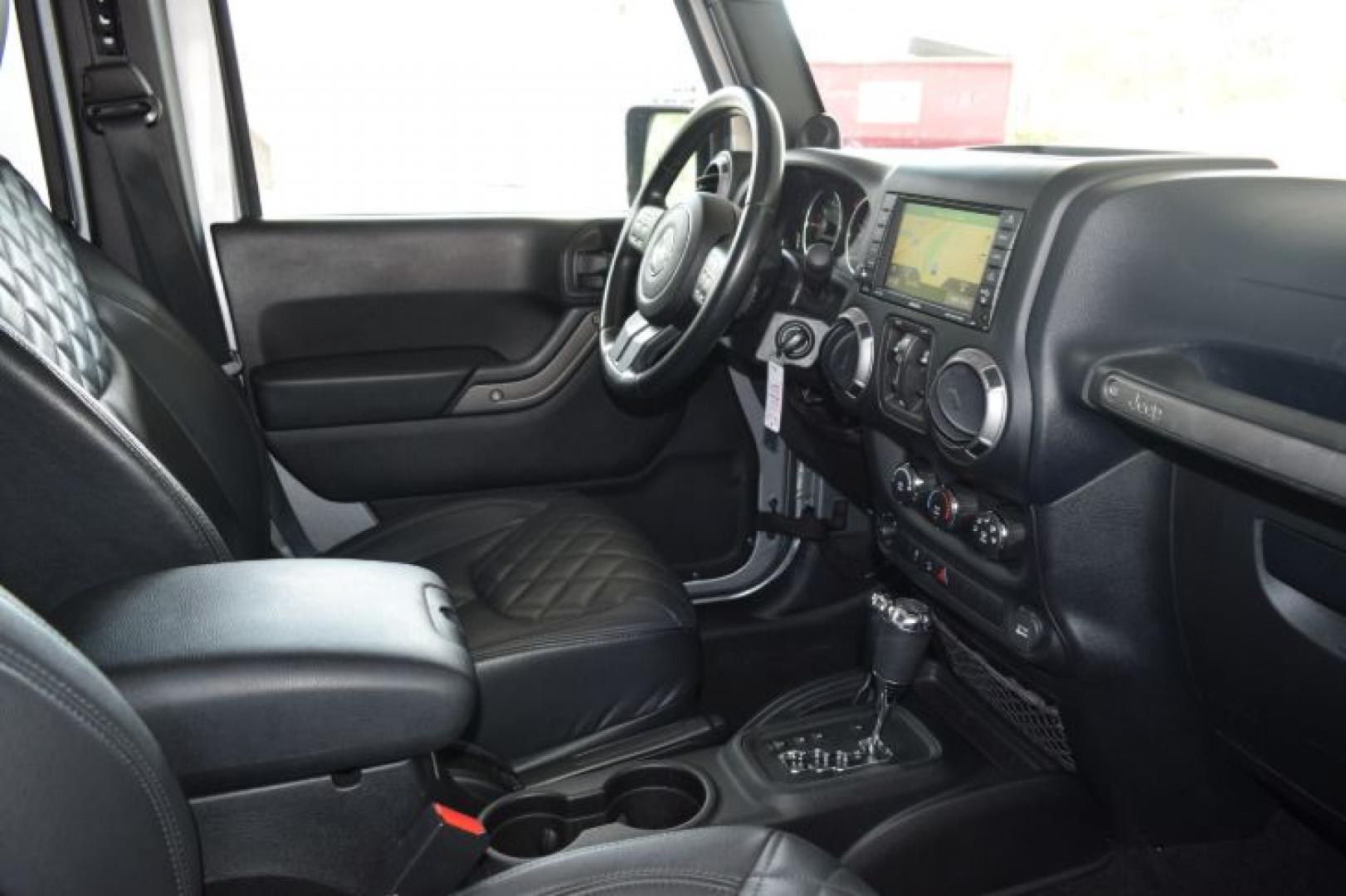 2013 Billet Silver Metallic /Black Jeep Wrangler Unlimited Sport 4WD (1C4BJWDG0DL) with an 3.6L V6 DOHC 24V FFV engine, Automatic transmission, located at 11056 N 23rd Dr #101, Phoenix, AZ, 85029, (623) 434-4252, 33.587704, -112.109962 - Photo#1