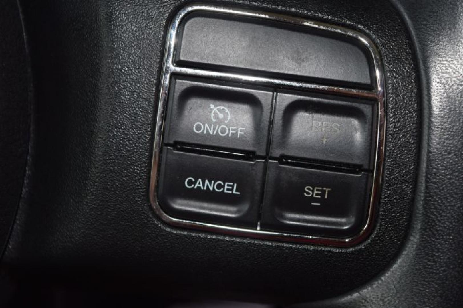 2013 Billet Silver Metallic /Black Jeep Wrangler Unlimited Sport 4WD (1C4BJWDG0DL) with an 3.6L V6 DOHC 24V FFV engine, Automatic transmission, located at 11056 N 23rd Dr #101, Phoenix, AZ, 85029, (623) 434-4252, 33.587704, -112.109962 - Photo#23