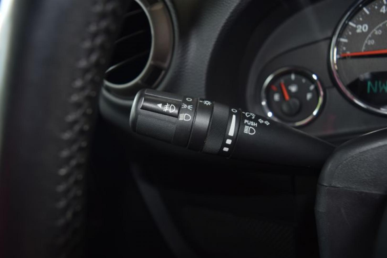 2013 Billet Silver Metallic /Black Jeep Wrangler Unlimited Sport 4WD (1C4BJWDG0DL) with an 3.6L V6 DOHC 24V FFV engine, Automatic transmission, located at 11056 N 23rd Dr #101, Phoenix, AZ, 85029, (623) 434-4252, 33.587704, -112.109962 - Photo#24