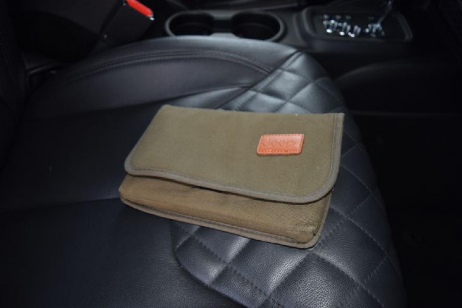 2013 Billet Silver Metallic /Black Jeep Wrangler Unlimited Sport 4WD (1C4BJWDG0DL) with an 3.6L V6 DOHC 24V FFV engine, Automatic transmission, located at 11056 N 23rd Dr #101, Phoenix, AZ, 85029, (623) 434-4252, 33.587704, -112.109962 - Photo#32