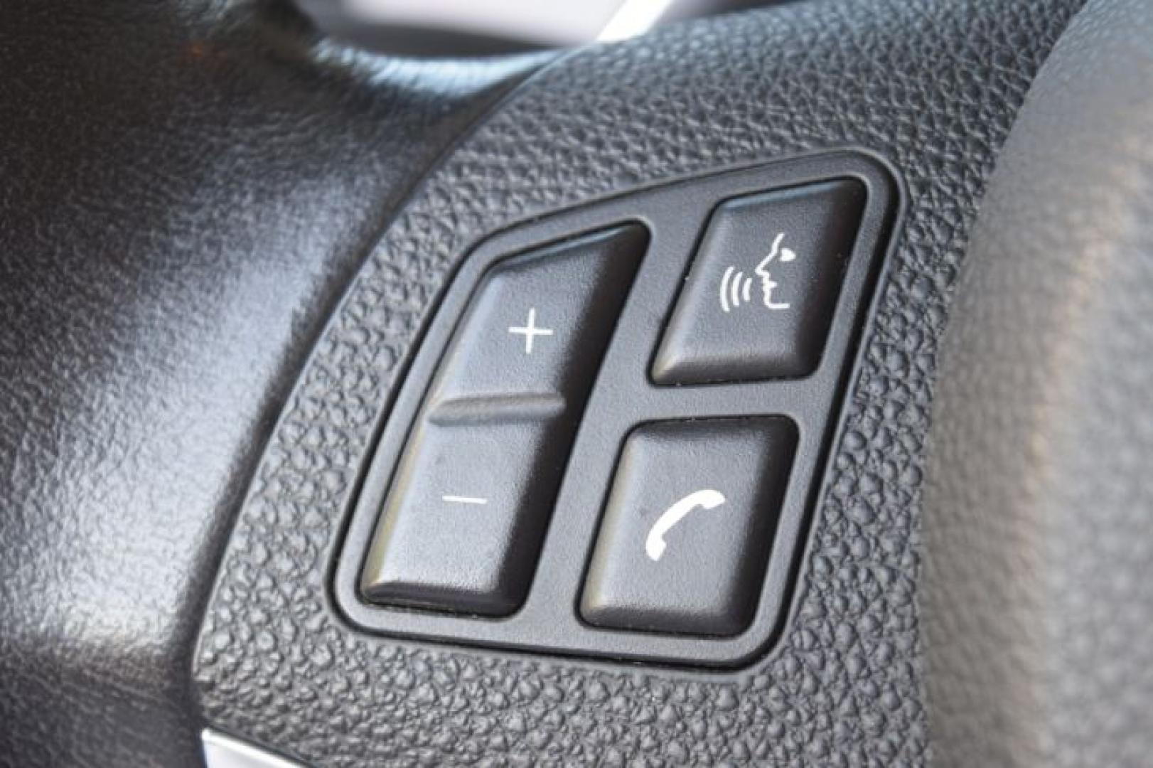 2011 Alpine White BMW 3-Series 328i Coupe - SULEV (WBAKE5C52BE) with an 3.0L L6 DOHC 24V engine, located at 11056 N 23rd Dr #101, Phoenix, AZ, 85029, (623) 434-4252, 33.587704, -112.109962 - Photo#24