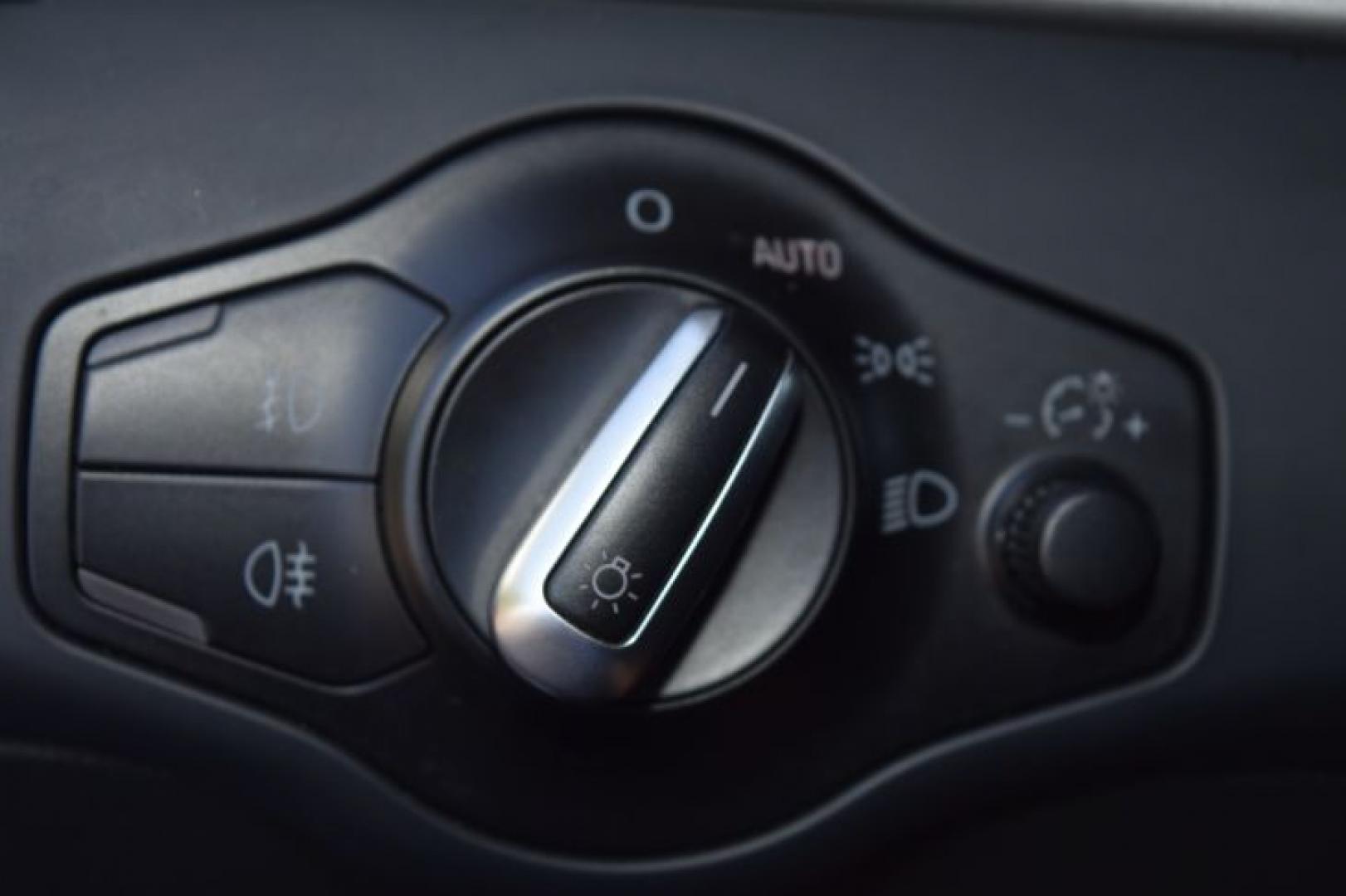 2011 Quartz Gray Metallic /Black Audi A4 2.0 T Sedan FrontTrak Multitronic (WAUEFAFL6BN) with an 2.0L L4 DOHC 16V TURBO engine, Continuously Variable Transmisson transmission, located at 11056 N 23rd Dr #101, Phoenix, AZ, 85029, (623) 434-4252, 33.587704, -112.109962 - Photo#22