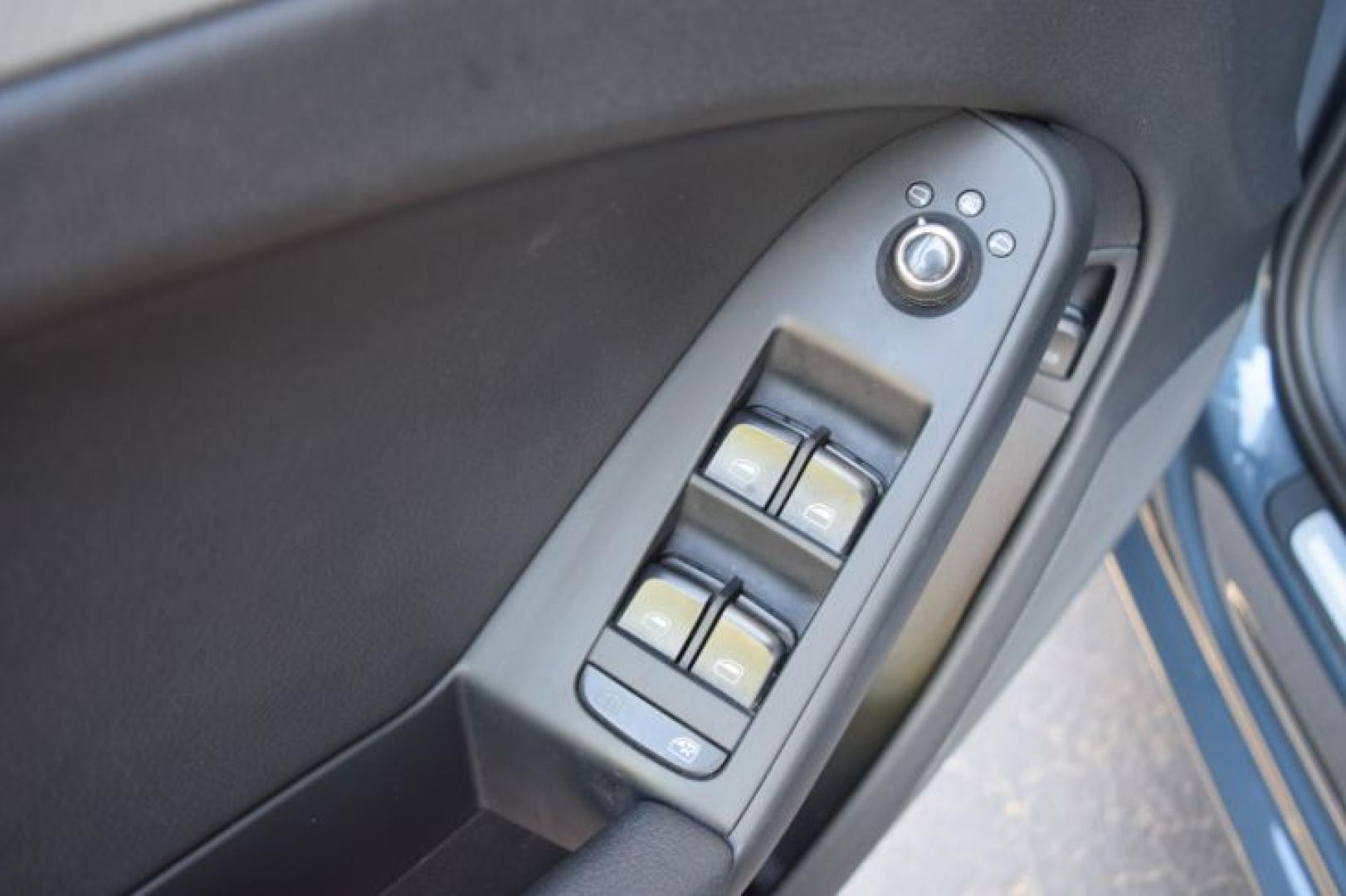 2011 Quartz Gray Metallic /Black Audi A4 2.0 T Sedan FrontTrak Multitronic (WAUEFAFL6BN) with an 2.0L L4 DOHC 16V TURBO engine, Continuously Variable Transmisson transmission, located at 11056 N 23rd Dr #101, Phoenix, AZ, 85029, (623) 434-4252, 33.587704, -112.109962 - Photo#24