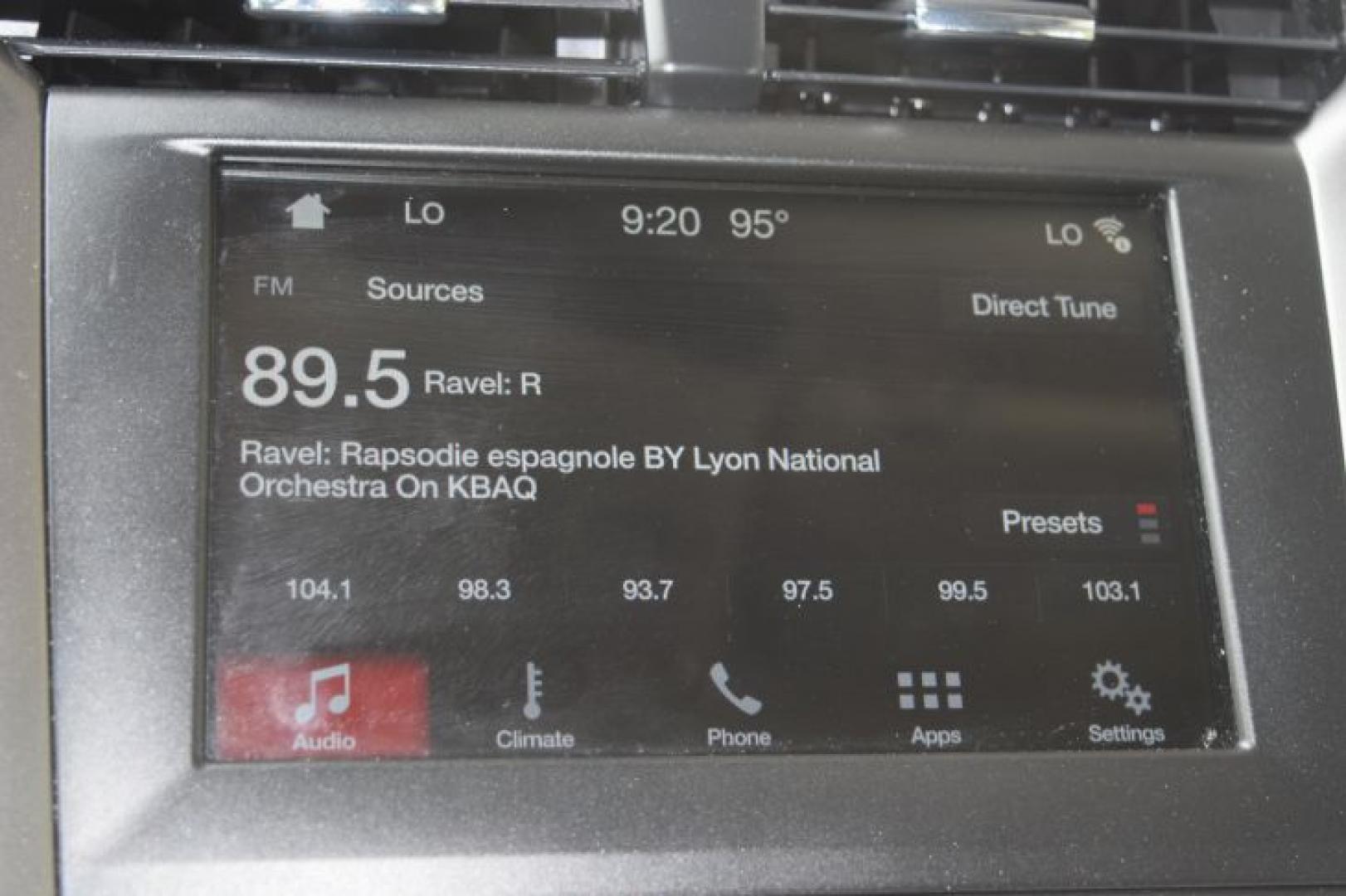 2019 Agate Black /Ebony Ford Fusion SEL (3FA6P0CD3KR) with an 1.5L L4 DOHC 16V engine, 6A transmission, located at 11056 N 23rd Dr #101, Phoenix, AZ, 85029, (623) 434-4252, 33.587704, -112.109962 - Photo#16