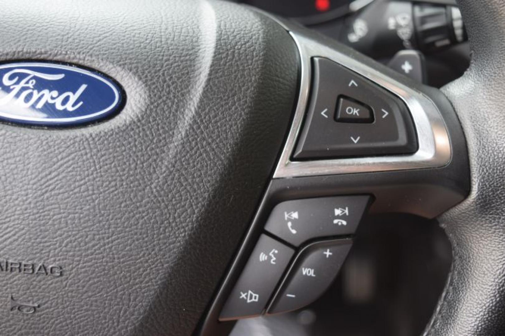 2019 Agate Black /Ebony Ford Fusion SEL (3FA6P0CD3KR) with an 1.5L L4 DOHC 16V engine, 6A transmission, located at 11056 N 23rd Dr #101, Phoenix, AZ, 85029, (623) 434-4252, 33.587704, -112.109962 - Photo#27