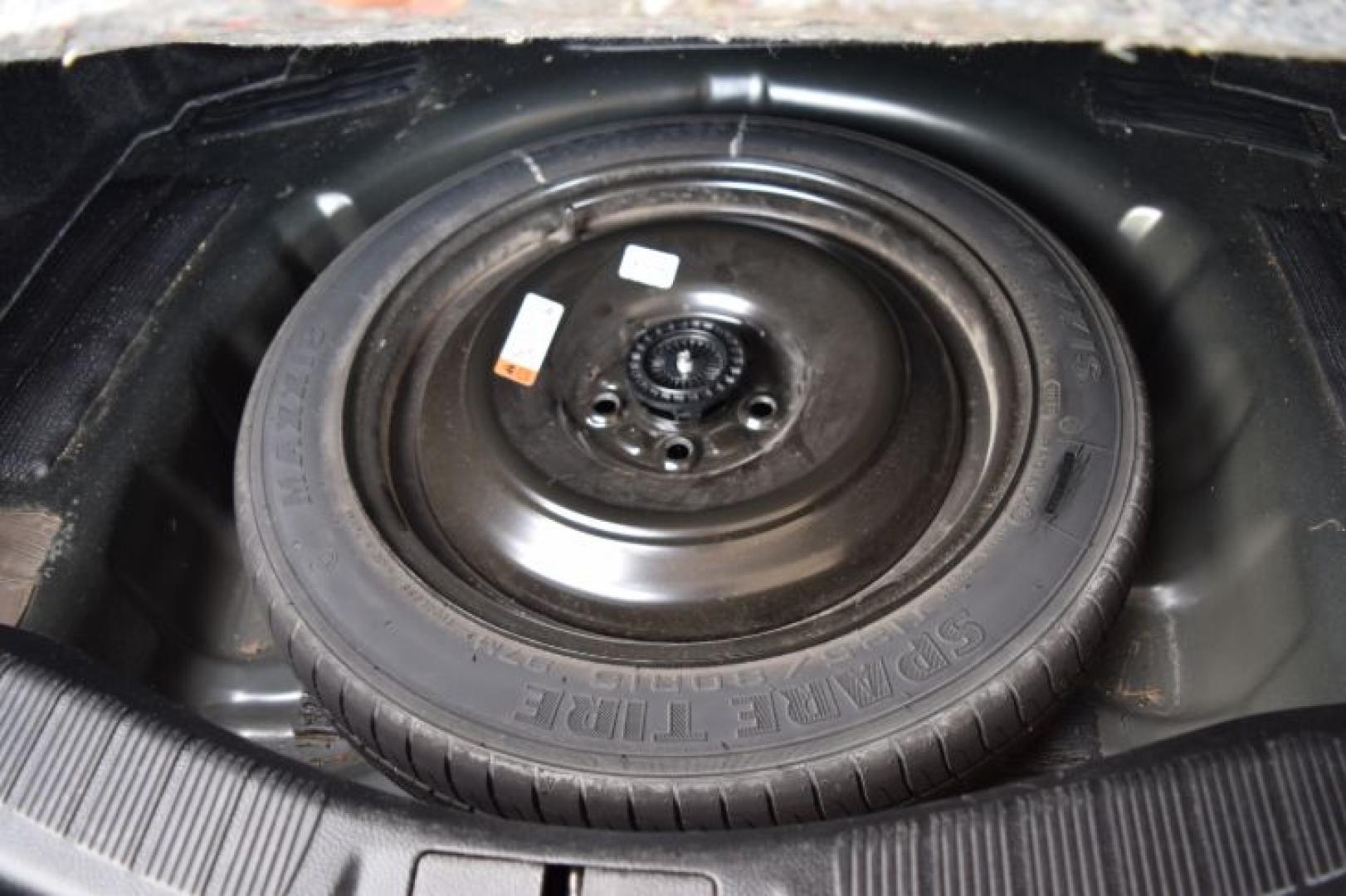 2019 Agate Black /Ebony Ford Fusion SEL (3FA6P0CD3KR) with an 1.5L L4 DOHC 16V engine, 6A transmission, located at 11056 N 23rd Dr #101, Phoenix, AZ, 85029, (623) 434-4252, 33.587704, -112.109962 - Photo#35