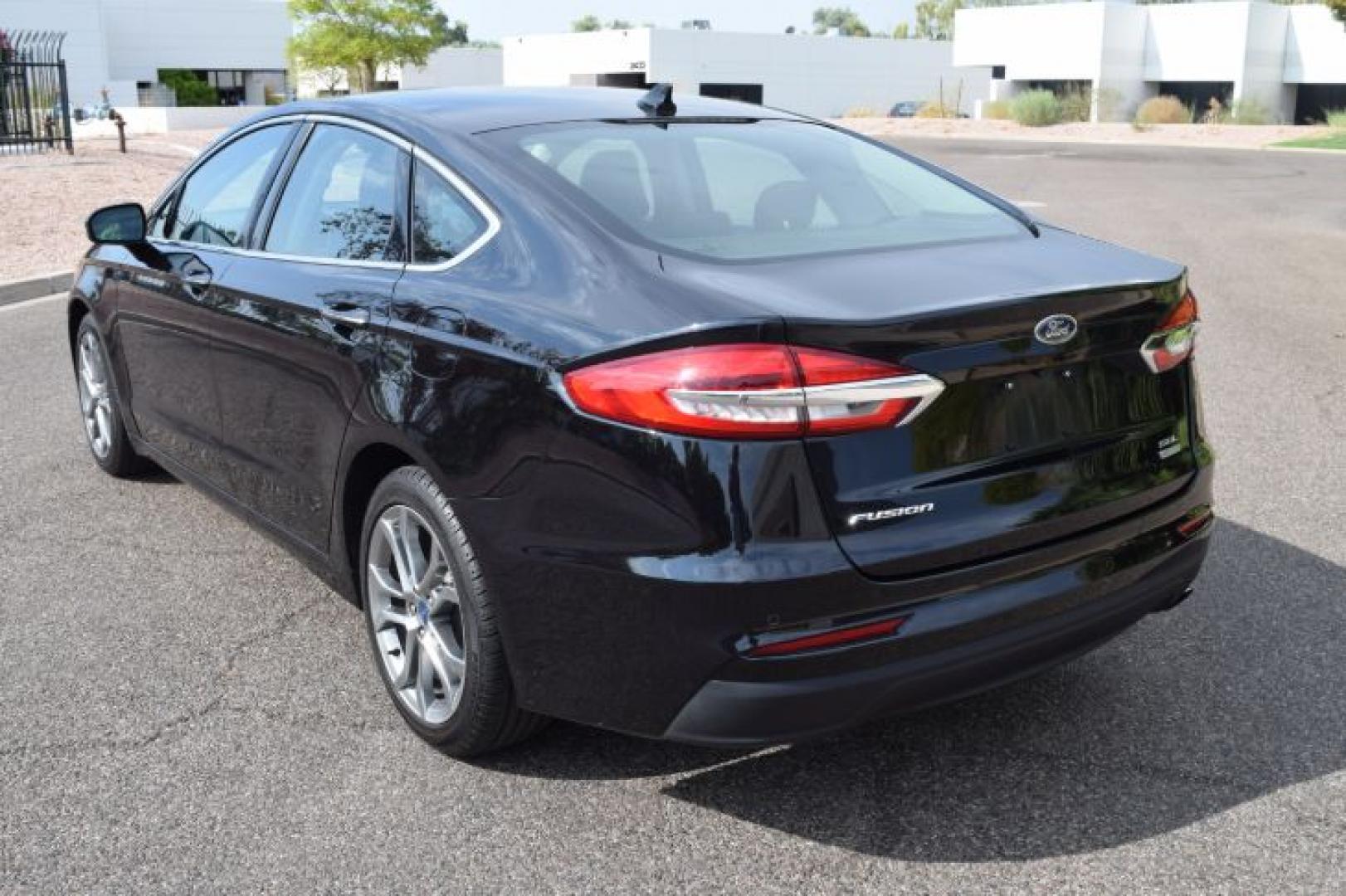 2019 Agate Black /Ebony Ford Fusion SEL (3FA6P0CD3KR) with an 1.5L L4 DOHC 16V engine, 6A transmission, located at 11056 N 23rd Dr #101, Phoenix, AZ, 85029, (623) 434-4252, 33.587704, -112.109962 - Photo#6