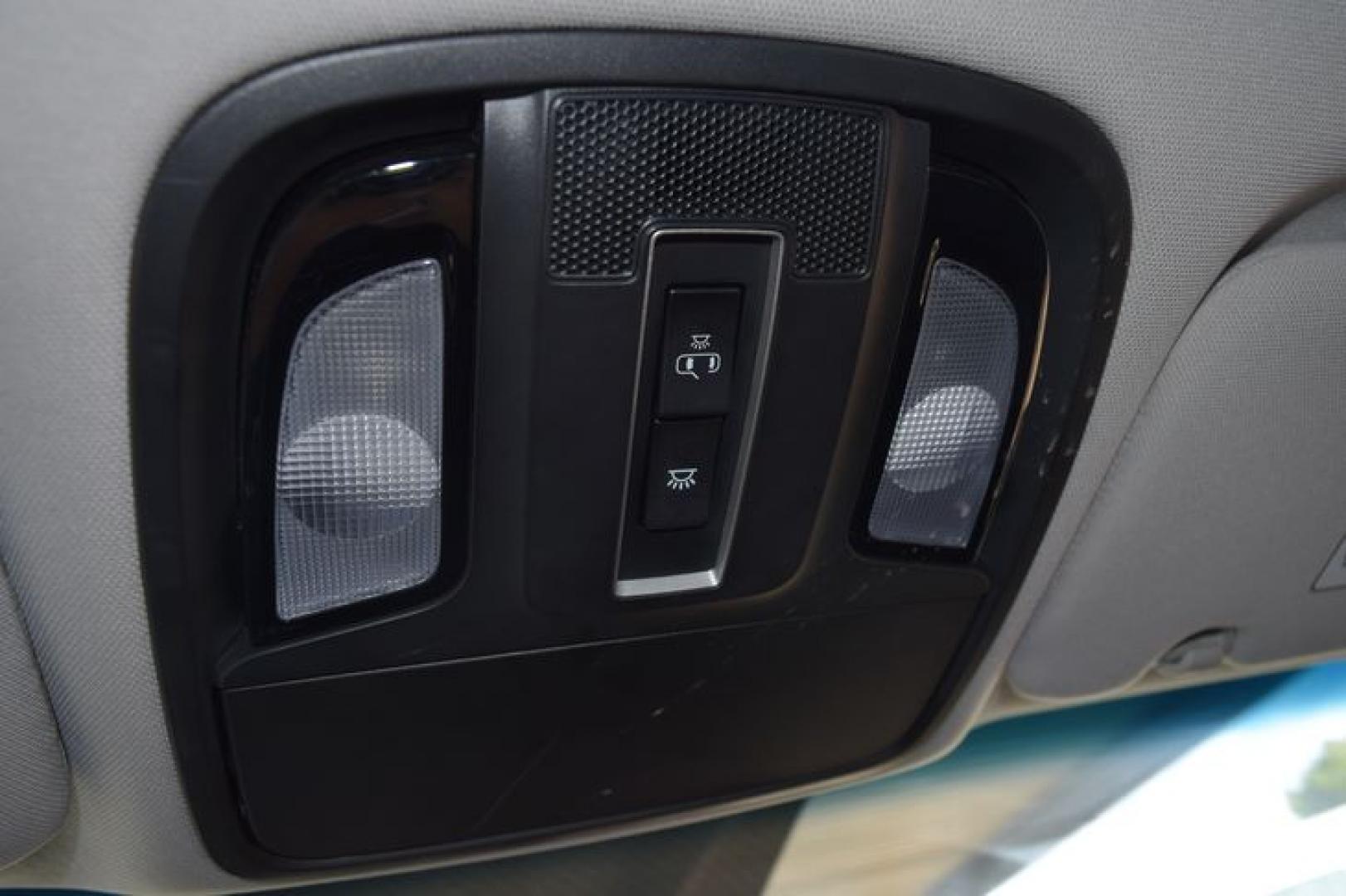 2017 Titanium Silver /Satin Black Kia Sorento L 2WD (5XYPG4A32HG) with an 2.4L L4 DOHC 16V engine, 6-Speed Automatic transmission, located at 11056 N 23rd Dr #101, Phoenix, AZ, 85029, (623) 434-4252, 33.587704, -112.109962 - Photo#28