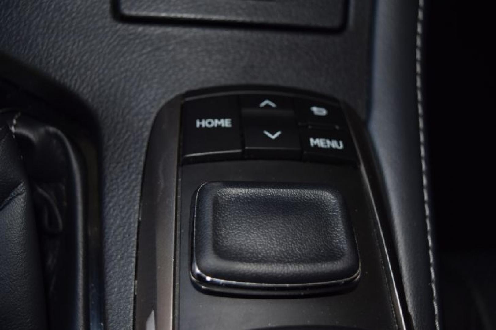 2018 Obsidian /Black w/Linear Wood Lexus ES 300h Sedan (JTHBW1GG1J2) with an 2.5L L4 DOHC 16V HYBRID engine, CVT transmission, located at 11056 N 23rd Dr #101, Phoenix, AZ, 85029, (623) 434-4252, 33.587704, -112.109962 - Photo#25