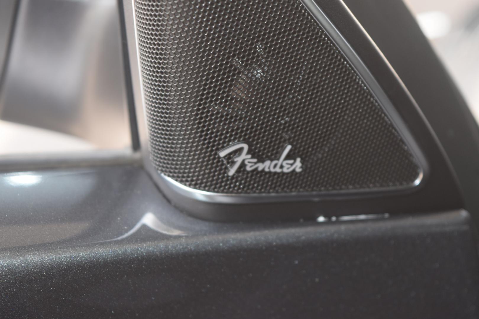 2014 /Black Volkswagen Beetle 2.0T Turbo (3VWJL7AT2EM) with an 2.0L L4 DOHC 16V TURBO DIESEL engine, Automatic transmission, located at 11056 N 23rd Dr #101, Phoenix, AZ, 85029, (623) 434-4252, 33.587704, -112.109962 - Photo#20