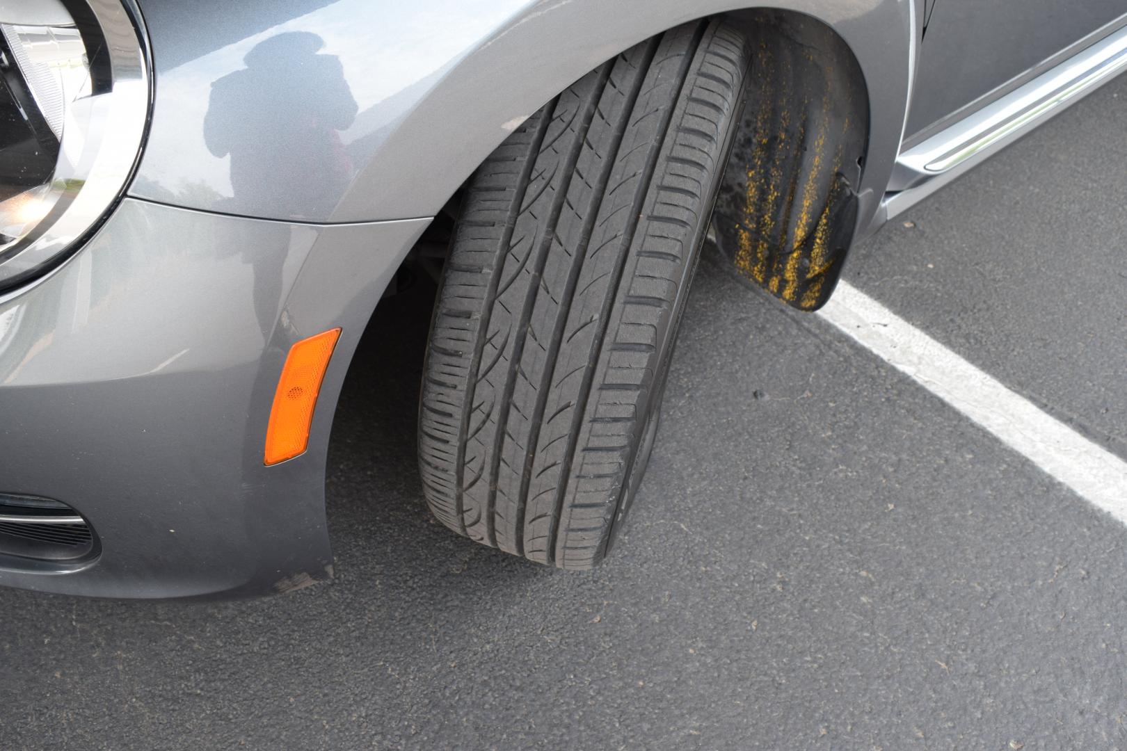 2014 /Black Volkswagen Beetle 2.0T Turbo (3VWJL7AT2EM) with an 2.0L L4 DOHC 16V TURBO DIESEL engine, Automatic transmission, located at 11056 N 23rd Dr #101, Phoenix, AZ, 85029, (623) 434-4252, 33.587704, -112.109962 - Photo#32