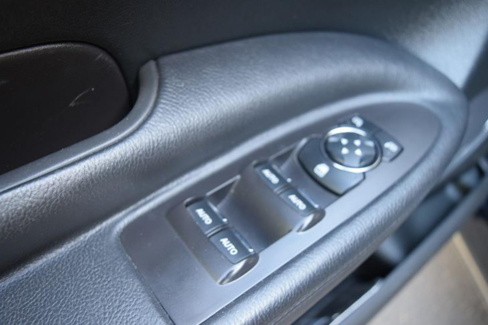 2017 Black Velvet /Charcoal Black Lincoln MKT Livery AWD (2LMHJ5NK5HB) with an 3.7L V6 DOHC 24V engine, 6-Speed Automatic transmission, located at 11056 N 23rd Dr #101, Phoenix, AZ, 85029, (623) 434-4252, 33.587704, -112.109962 - Photo#25