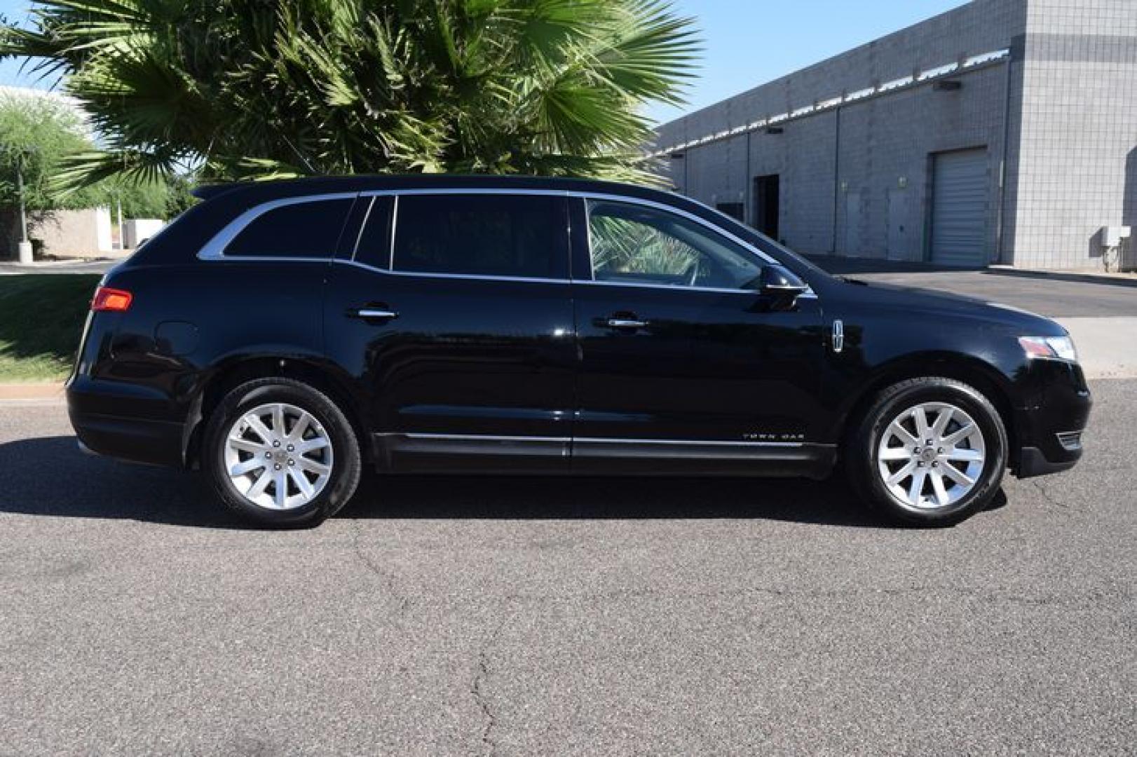 2017 Black Velvet /Charcoal Black Lincoln MKT Livery AWD (2LMHJ5NK5HB) with an 3.7L V6 DOHC 24V engine, 6-Speed Automatic transmission, located at 11056 N 23rd Dr #101, Phoenix, AZ, 85029, (623) 434-4252, 33.587704, -112.109962 - Photo#3