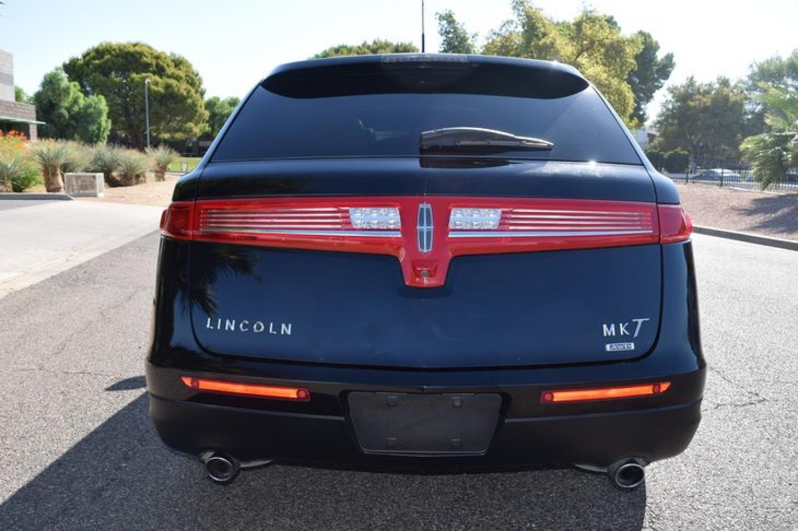 2017 Black Velvet /Charcoal Black Lincoln MKT Livery AWD (2LMHJ5NK5HB) with an 3.7L V6 DOHC 24V engine, 6-Speed Automatic transmission, located at 11056 N 23rd Dr #101, Phoenix, AZ, 85029, (623) 434-4252, 33.587704, -112.109962 - Photo#7