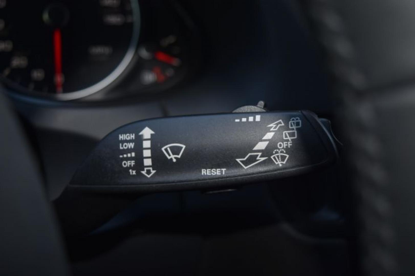 2014 Cuvee Silver Metallic /Black Audi Q5 2.0 quattro Premium (WA1LFAFP1EA) with an 2.0L L4 DOHC 16V engine, 6-Speed Automatic transmission, located at 11056 N 23rd Dr #101, Phoenix, AZ, 85029, (623) 434-4252, 33.587704, -112.109962 - Photo#31