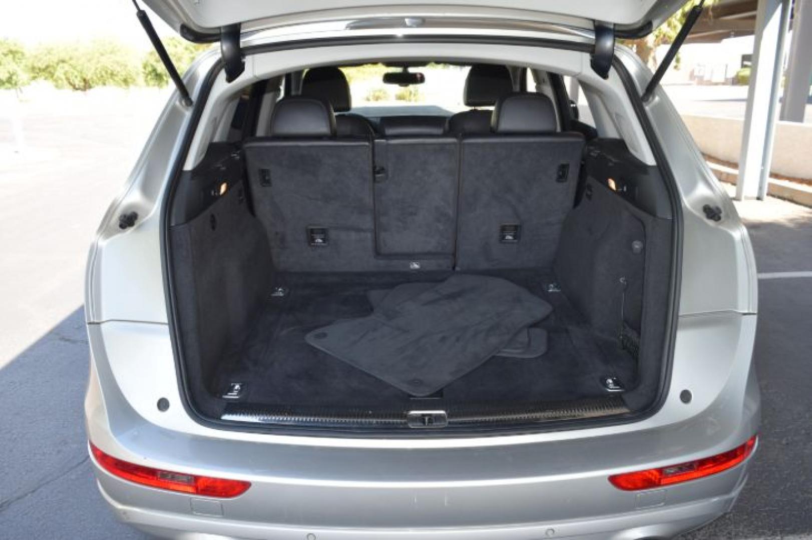 2014 Cuvee Silver Metallic /Black Audi Q5 2.0 quattro Premium (WA1LFAFP1EA) with an 2.0L L4 DOHC 16V engine, 6-Speed Automatic transmission, located at 11056 N 23rd Dr #101, Phoenix, AZ, 85029, (623) 434-4252, 33.587704, -112.109962 - Photo#40