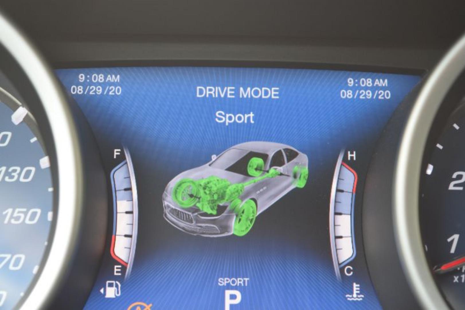 2019 Bianco /Nero Maserati Ghibli Base (ZAM57XSA5K1) with an 3.0L V6 DOHC 24V engine, 8-Speed Automatic transmission, located at 11056 N 23rd Dr #101, Phoenix, AZ, 85029, (623) 434-4252, 33.587704, -112.109962 - Photo#16