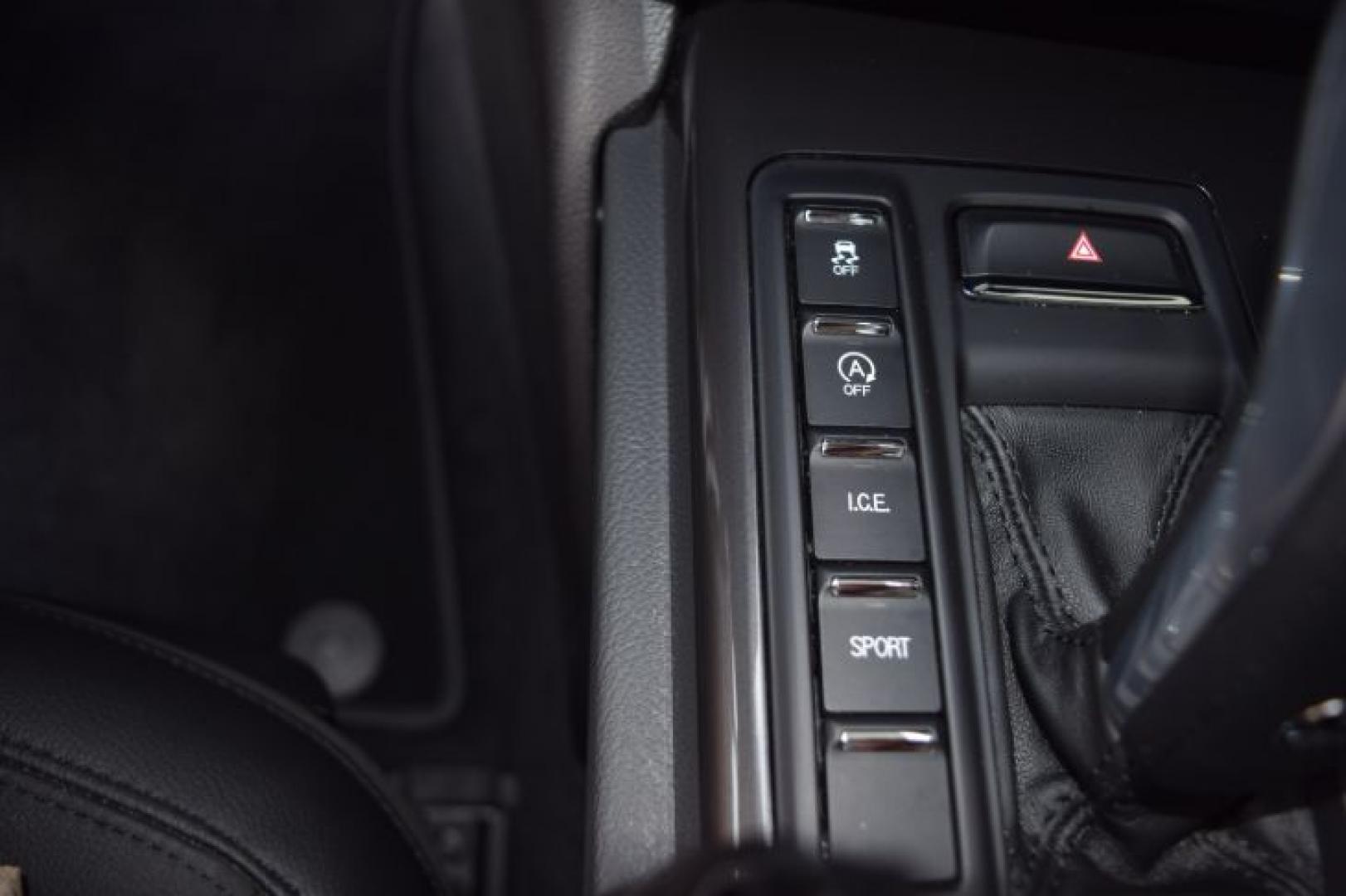 2019 Bianco /Nero Maserati Ghibli Base (ZAM57XSA5K1) with an 3.0L V6 DOHC 24V engine, 8-Speed Automatic transmission, located at 11056 N 23rd Dr #101, Phoenix, AZ, 85029, (623) 434-4252, 33.587704, -112.109962 - Photo#22