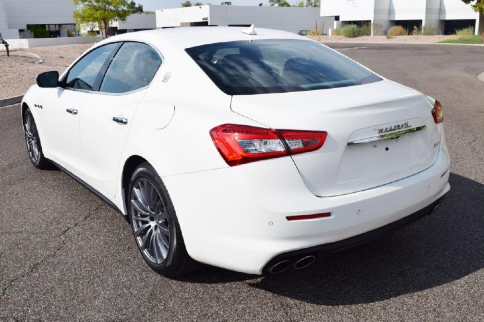 2019 Bianco /Nero Maserati Ghibli Base (ZAM57XSA5K1) with an 3.0L V6 DOHC 24V engine, 8-Speed Automatic transmission, located at 11056 N 23rd Dr #101, Phoenix, AZ, 85029, (623) 434-4252, 33.587704, -112.109962 - Photo#5