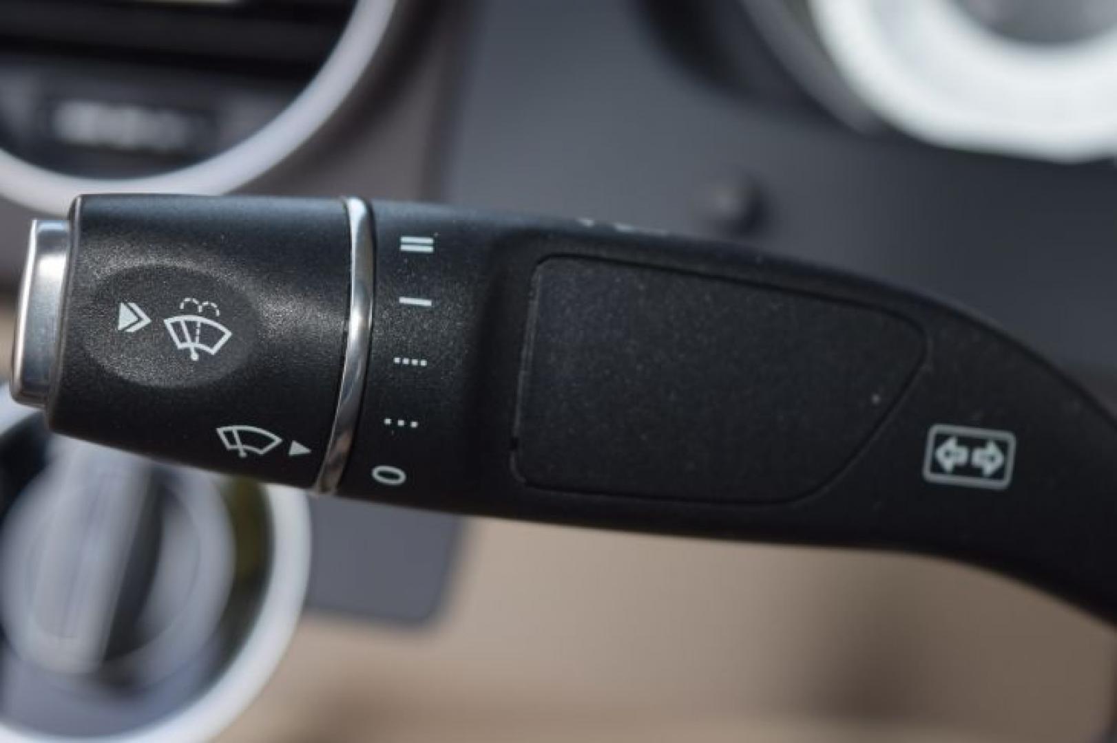 2014 Dolomite Brown Metallic /Sahara/Beige Mercedes-Benz C 250 C250 Luxury Sedan (WDDGF4HBXEA) with an 3.0L V6 DOHC 16V engine, 7-Speed Automatic transmission, located at 11056 N 23rd Dr #101, Phoenix, AZ, 85029, (623) 434-4252, 33.587704, -112.109962 - Photo#33