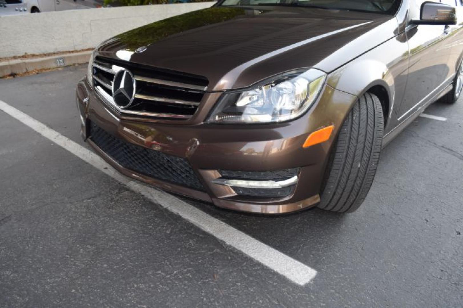 2014 Dolomite Brown Metallic /Sahara/Beige Mercedes-Benz C 250 C250 Luxury Sedan (WDDGF4HBXEA) with an 3.0L V6 DOHC 16V engine, 7-Speed Automatic transmission, located at 11056 N 23rd Dr #101, Phoenix, AZ, 85029, (623) 434-4252, 33.587704, -112.109962 - Photo#37