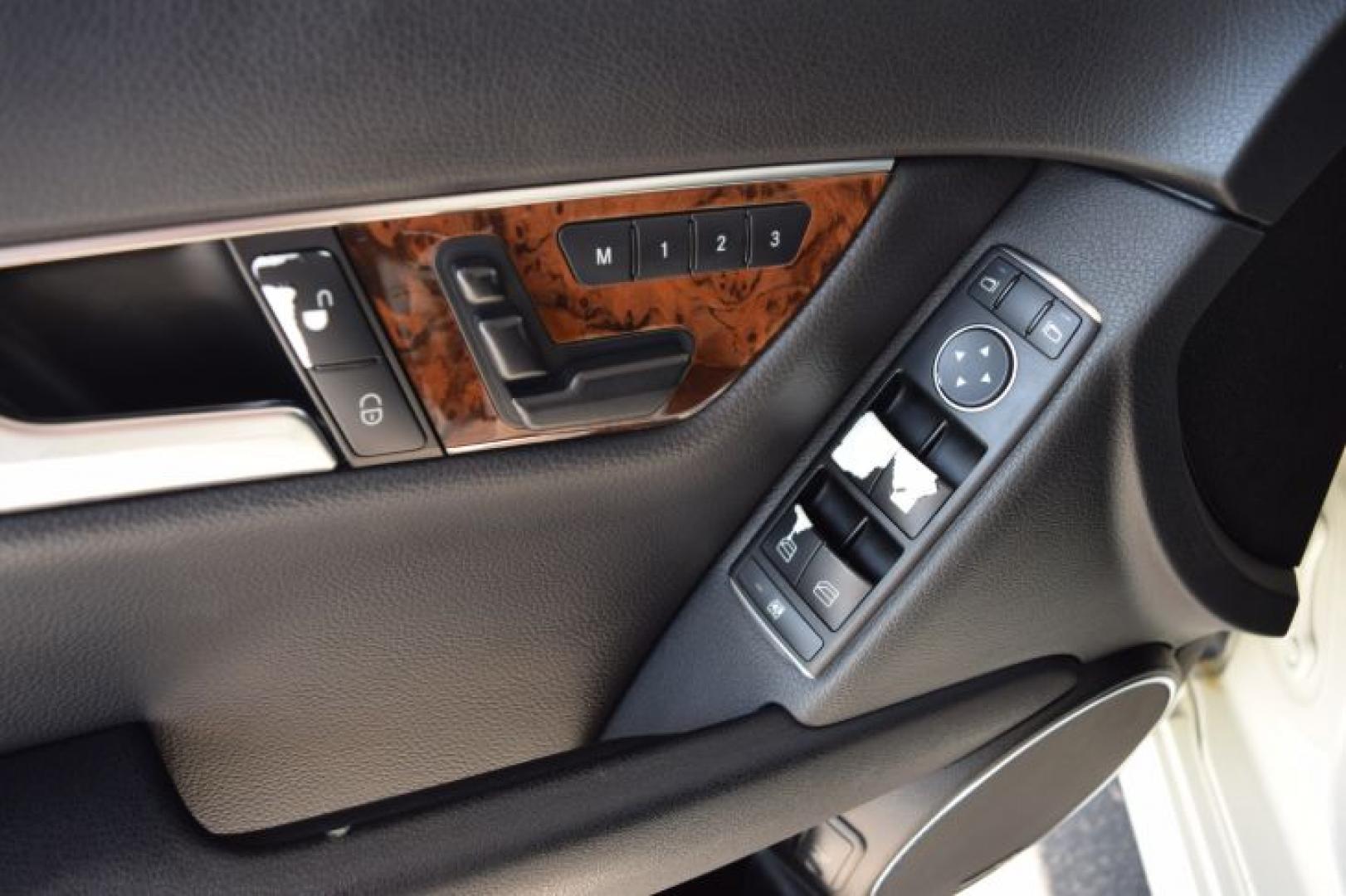 2012 Arctic White Mercedes-Benz C 250 C250 Sport Sedan (WDDGF4HB2CR) with an 3.0L V6 DOHC 16V engine, 7-Speed Automatic transmission, located at 11056 N 23rd Dr #101, Phoenix, AZ, 85029, (623) 434-4252, 33.587704, -112.109962 - Photo#26