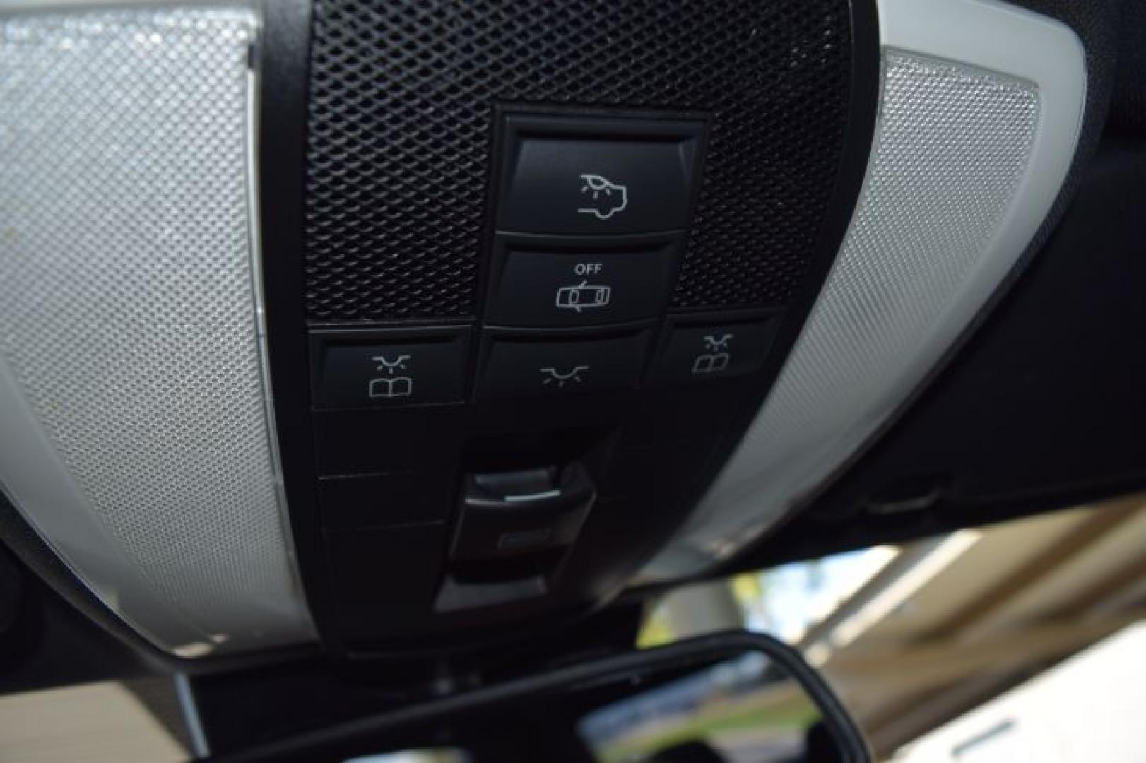 2012 Arctic White Mercedes-Benz C 250 C250 Sport Sedan (WDDGF4HB2CR) with an 3.0L V6 DOHC 16V engine, 7-Speed Automatic transmission, located at 11056 N 23rd Dr #101, Phoenix, AZ, 85029, (623) 434-4252, 33.587704, -112.109962 - Photo#31