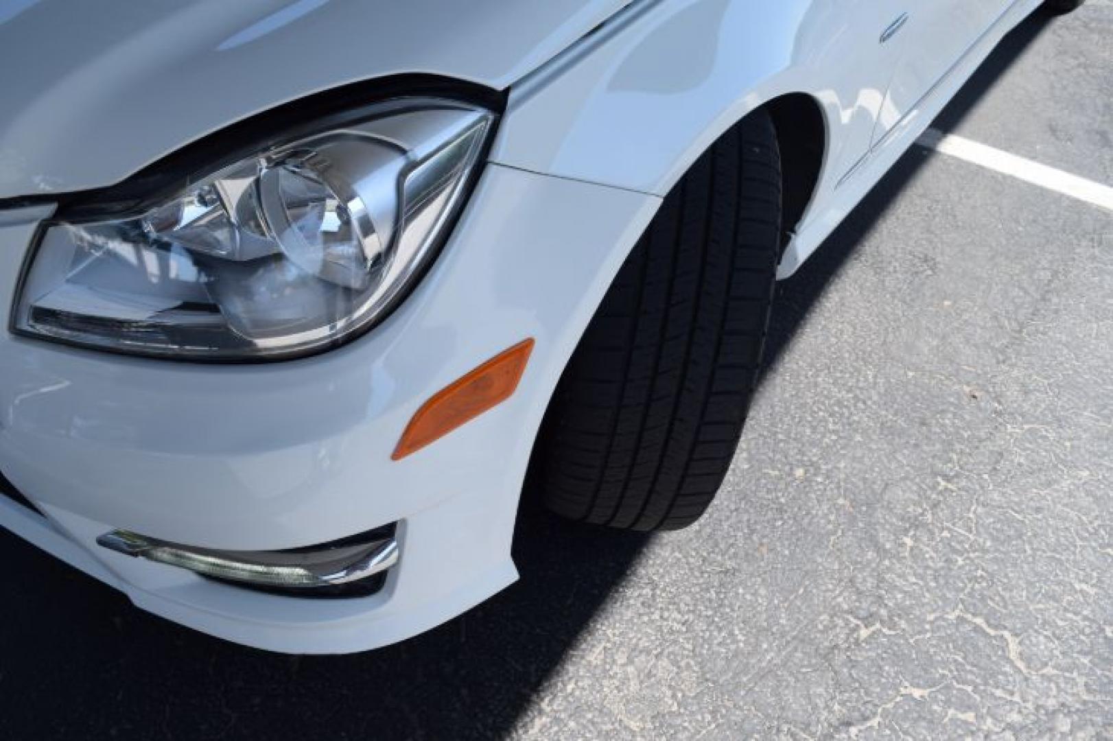 2012 Arctic White Mercedes-Benz C 250 C250 Sport Sedan (WDDGF4HB2CR) with an 3.0L V6 DOHC 16V engine, 7-Speed Automatic transmission, located at 11056 N 23rd Dr #101, Phoenix, AZ, 85029, (623) 434-4252, 33.587704, -112.109962 - Photo#34