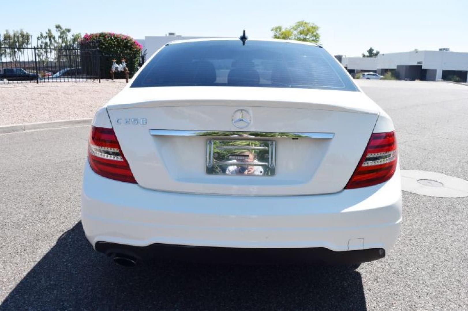 2012 Arctic White Mercedes-Benz C 250 C250 Sport Sedan (WDDGF4HB2CR) with an 3.0L V6 DOHC 16V engine, 7-Speed Automatic transmission, located at 11056 N 23rd Dr #101, Phoenix, AZ, 85029, (623) 434-4252, 33.587704, -112.109962 - Photo#7