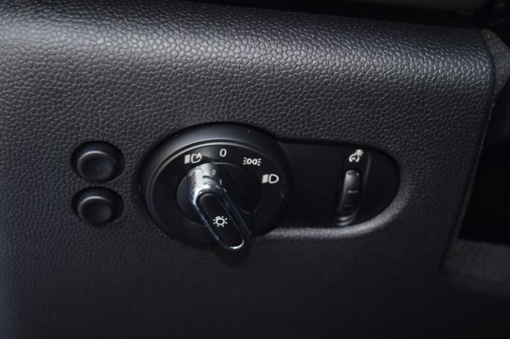 2017 Electric Blue Metallic /Black Pearl Mini Cooper 3-Door (WMWXU1C39H2) with an 1.6L L4 DOHC 16V TURBO engine, located at 11056 N 23rd Dr #101, Phoenix, AZ, 85029, (623) 434-4252, 33.587704, -112.109962 - Photo#20