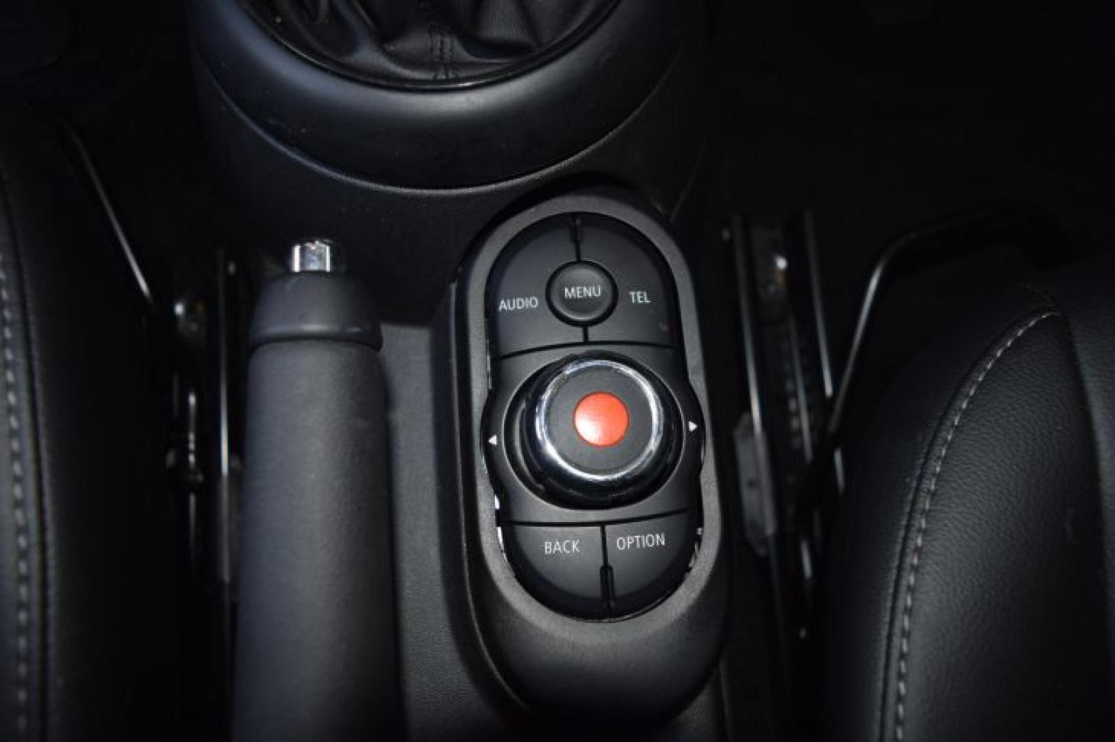 2017 Electric Blue Metallic /Black Pearl Mini Cooper 3-Door (WMWXU1C39H2) with an 1.6L L4 DOHC 16V TURBO engine, located at 11056 N 23rd Dr #101, Phoenix, AZ, 85029, (623) 434-4252, 33.587704, -112.109962 - Photo#23