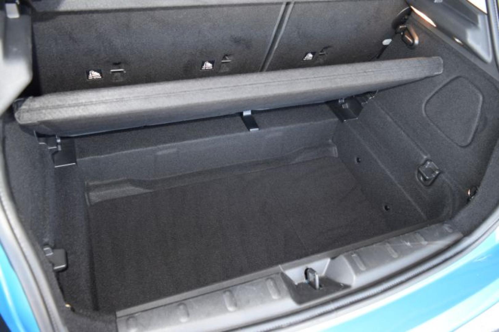 2017 Electric Blue Metallic /Black Pearl Mini Cooper 3-Door (WMWXU1C39H2) with an 1.6L L4 DOHC 16V TURBO engine, located at 11056 N 23rd Dr #101, Phoenix, AZ, 85029, (623) 434-4252, 33.587704, -112.109962 - Photo#33