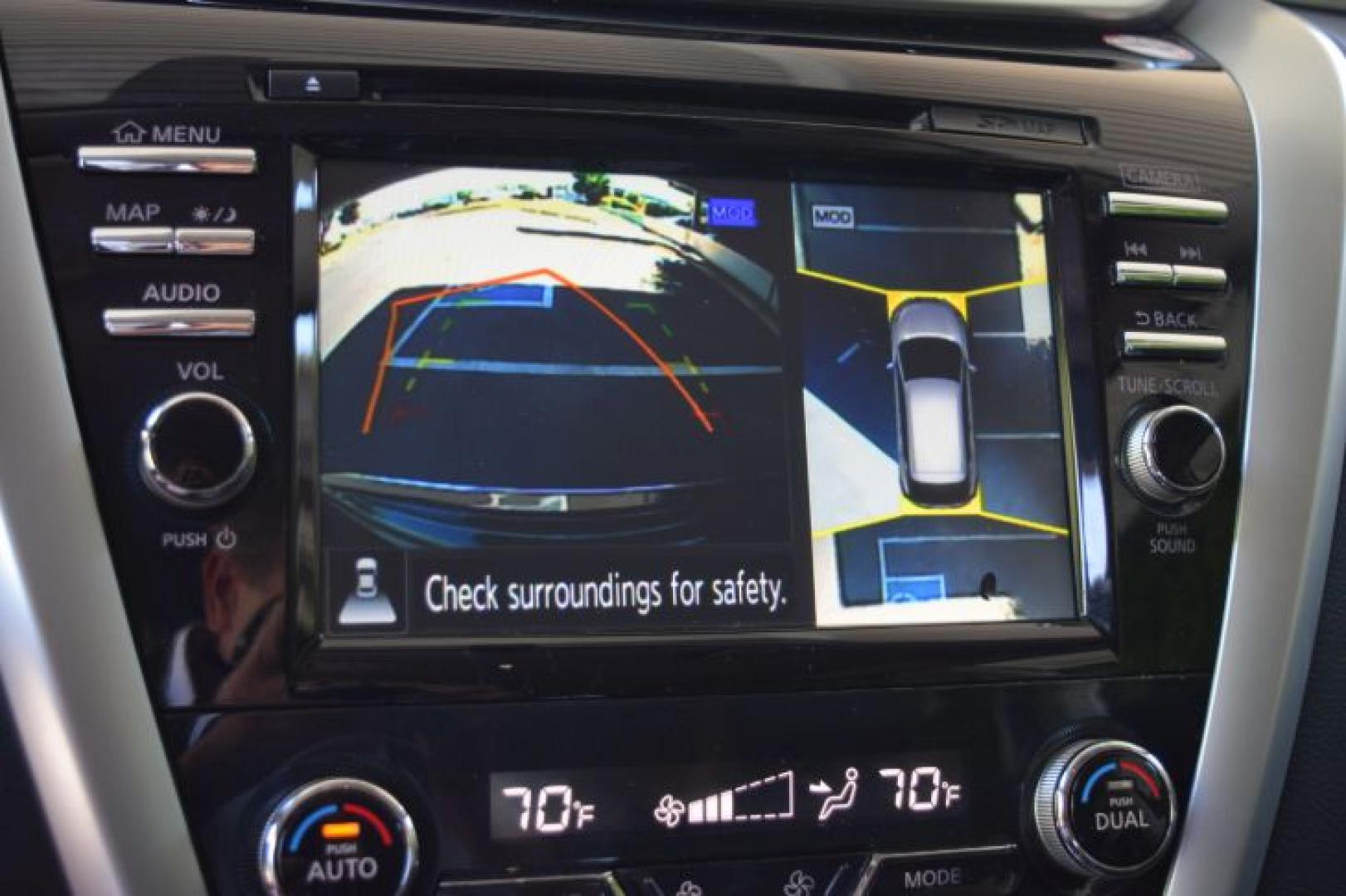 2018 Magnetic Black Metallic /Graphite Nissan Murano SL (5N1AZ2MG5JN) with an 3.5L 6 Cylinders engine, Automatic transmission, located at 11056 N 23rd Dr #101, Phoenix, AZ, 85029, (623) 434-4252, 33.587704, -112.109962 - Photo#18